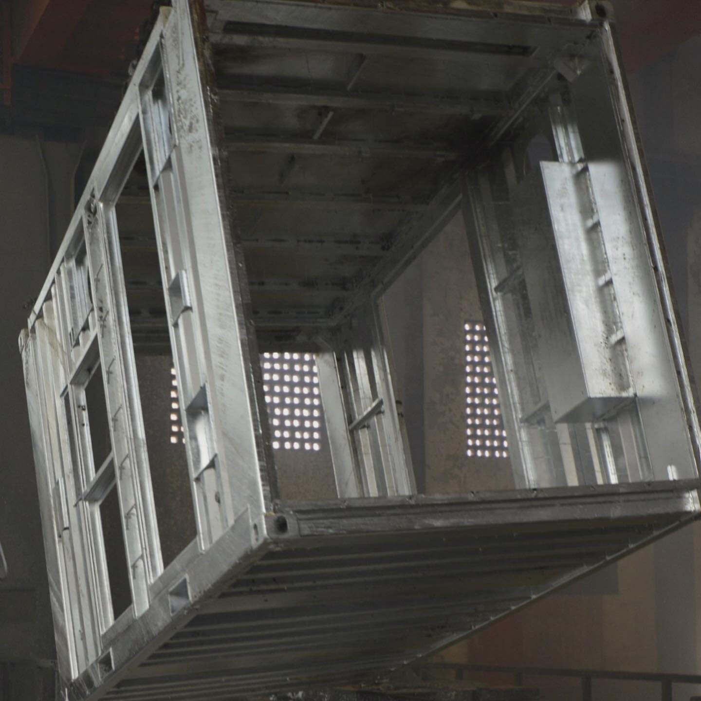 Simmonds Equipment has the ability to single hot dip galvanize full size ISO width containers and baskets.&nbsp;

☑️If you need longevity in your product from highly corrosive atmospheres, we have the solutions for your equipment.

Find more info in 