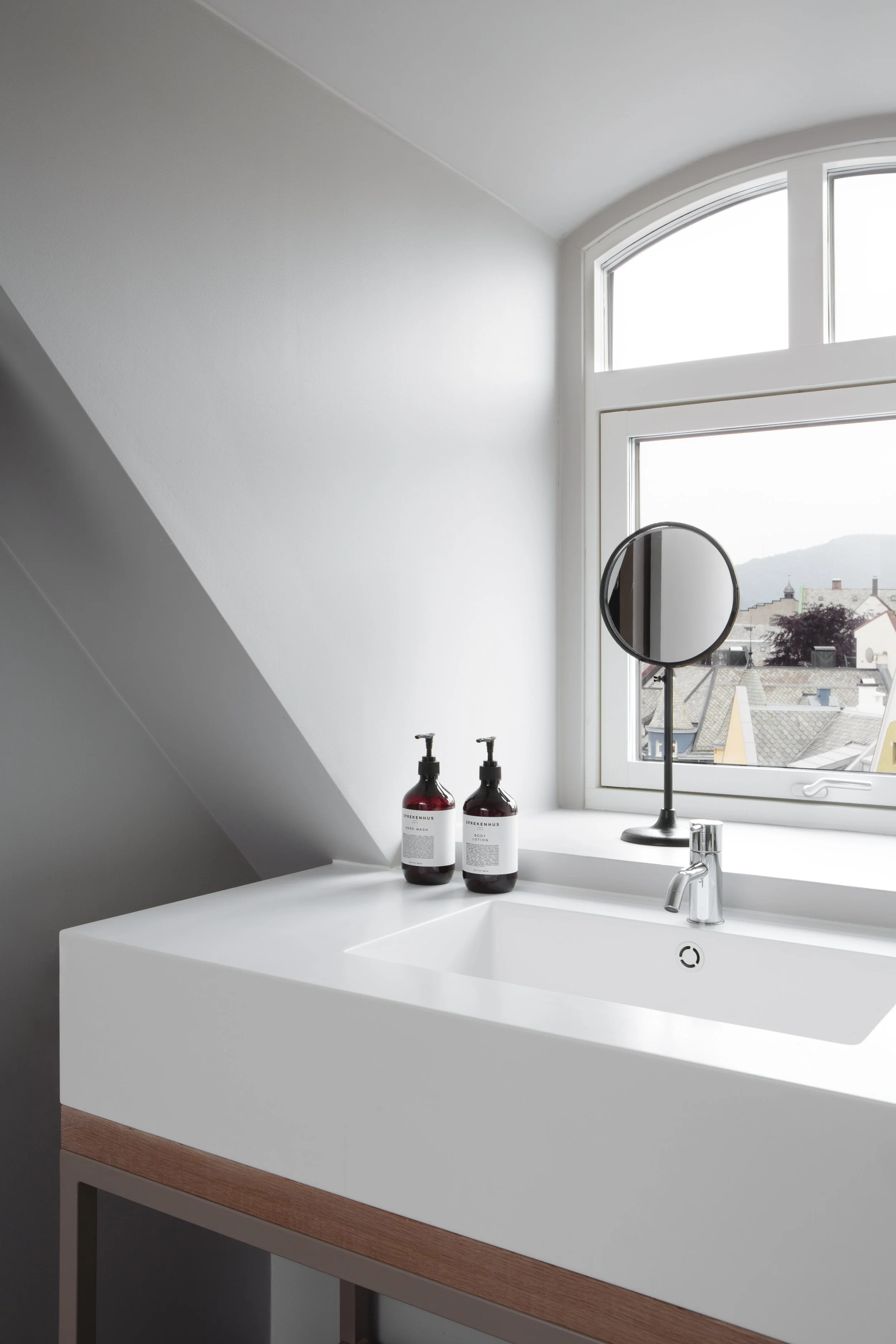 Arkitekturfoto_Nadia Norskott__AD_2447_Brosundet.jpg