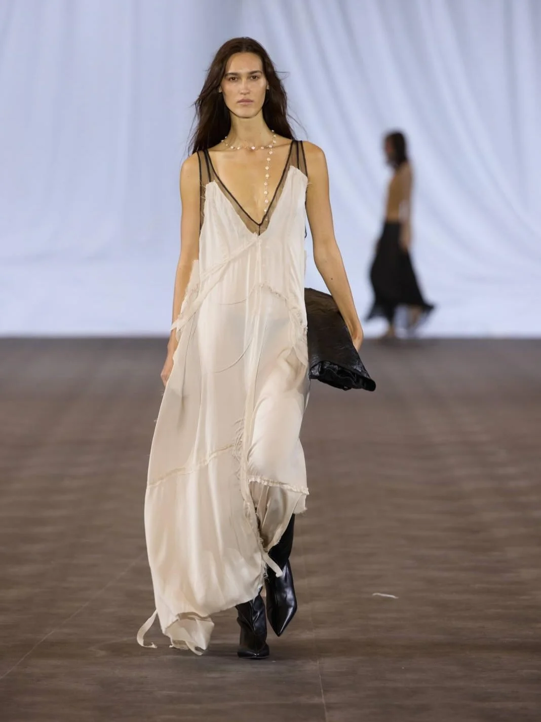 Anastasia for FW2025 @israelcanadafashionweektelaviv