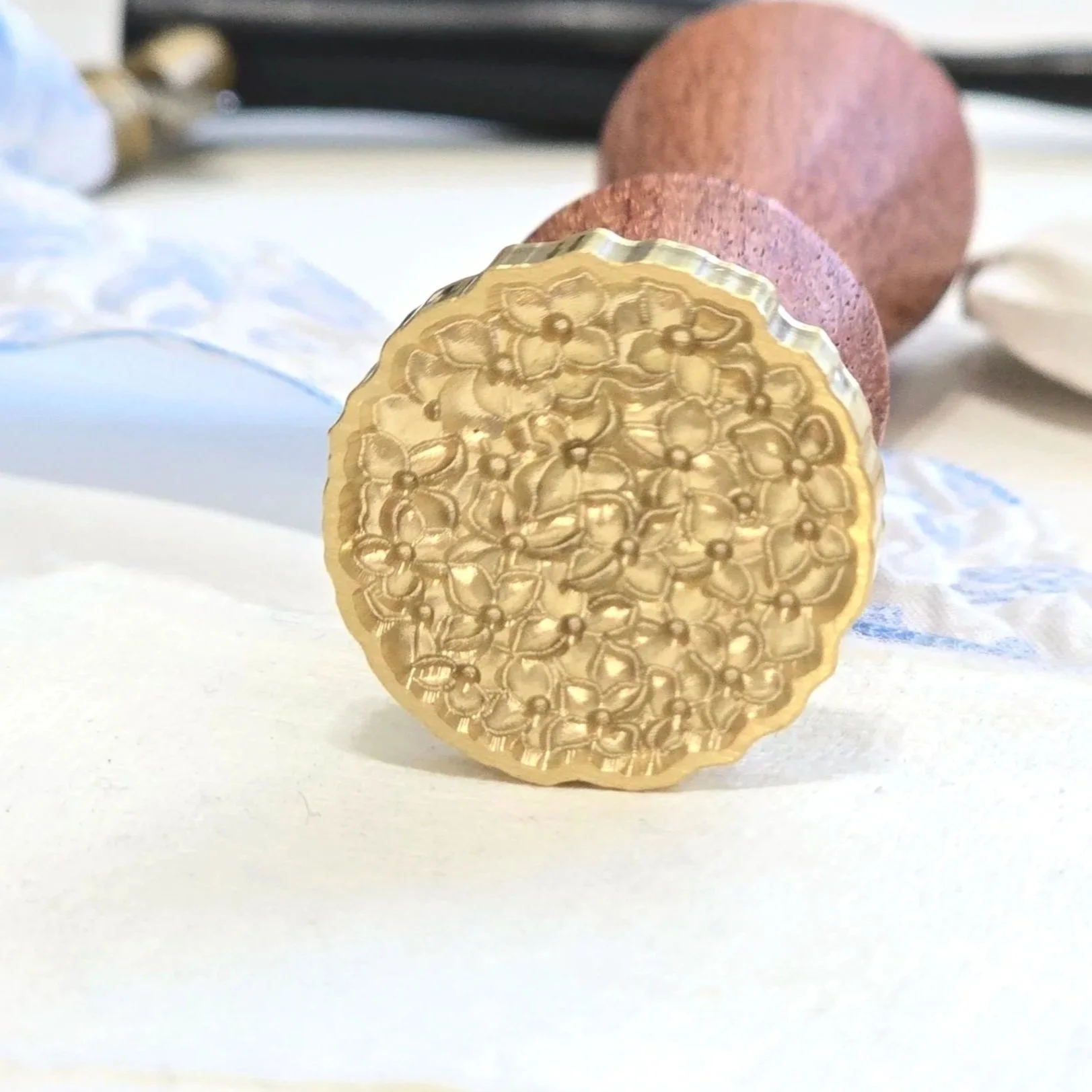 Hydrangea Bouquet Wax Seal Stamp- All Brass 3D Design 25mm