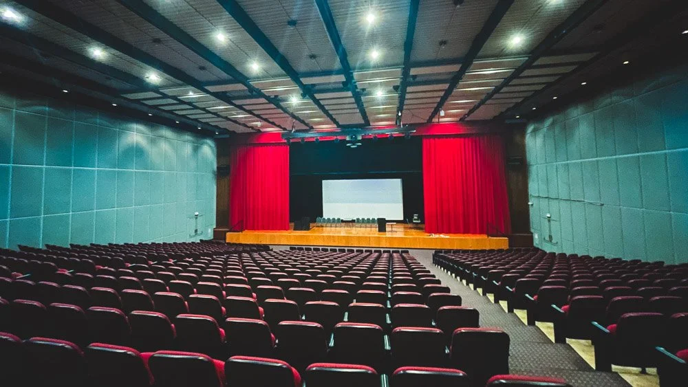 Photo of auditorium inside Hermann Hall at Illinois Institute of Technology