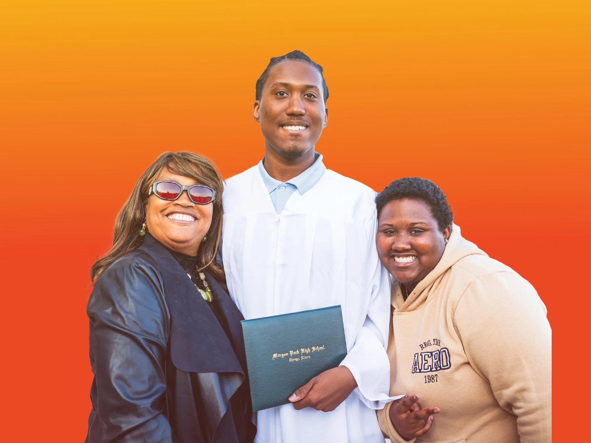 Photo of Hope Chicago family smiling within circle frame.