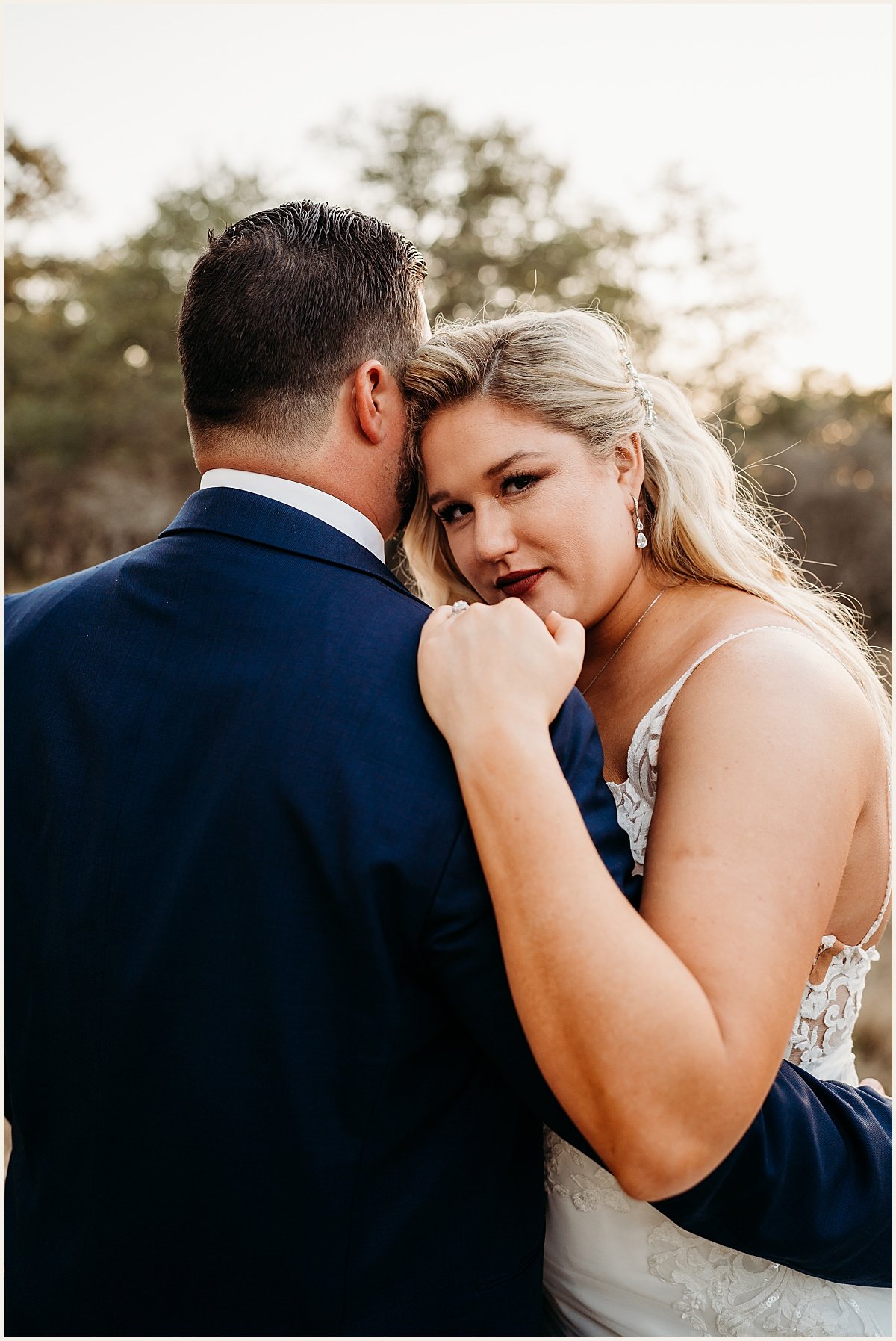 Bride and groom golden hour wedding portraits | Lauren Crumpler Photography | Texas Wedding Photographer