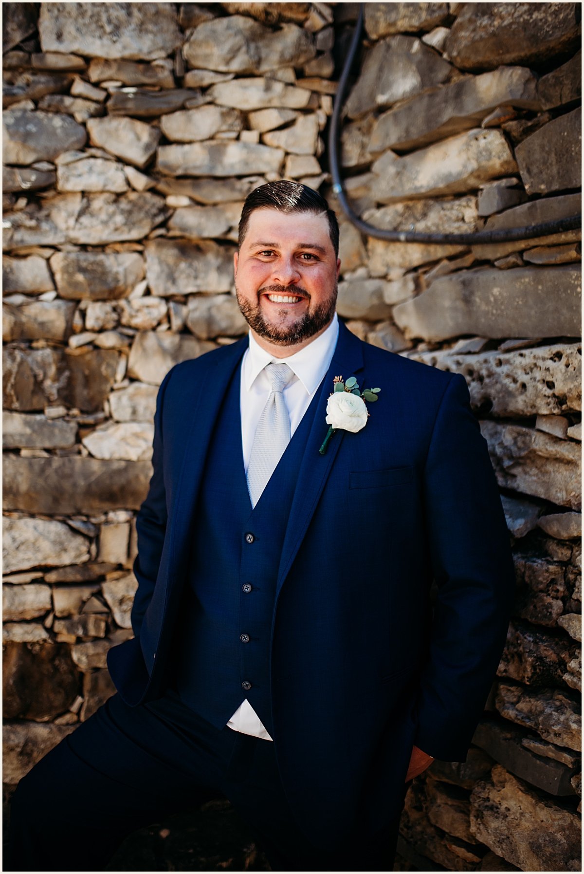 Groom spring wedding portraits | Lauren Crumpler Photography | Texas Wedding Photographer