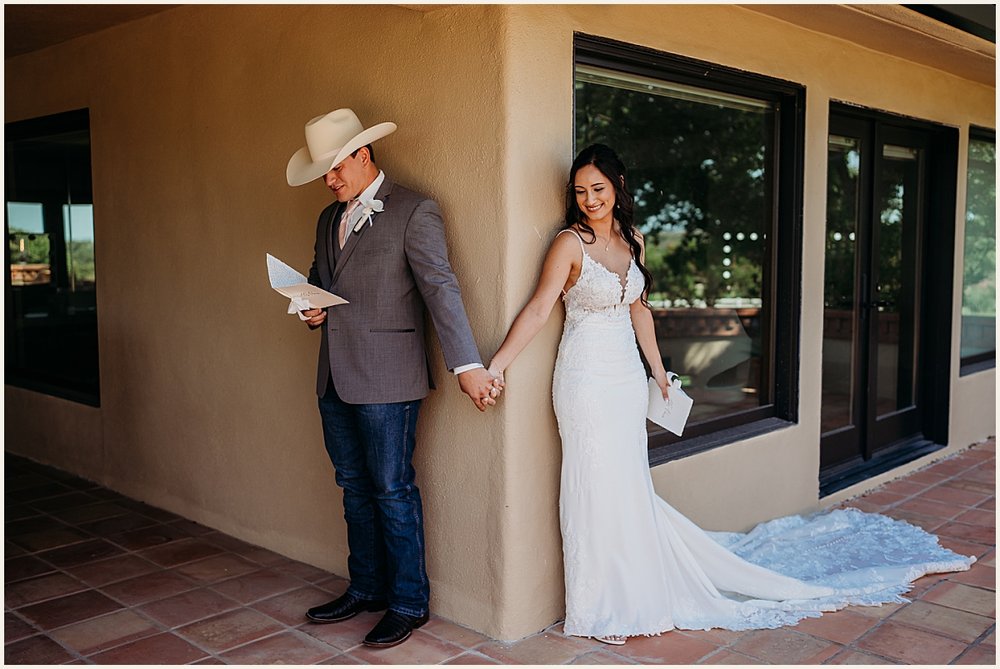 Bride &amp; Groom wedding first touch | Lauren Crumpler Photography | Texas Wedding Photographer