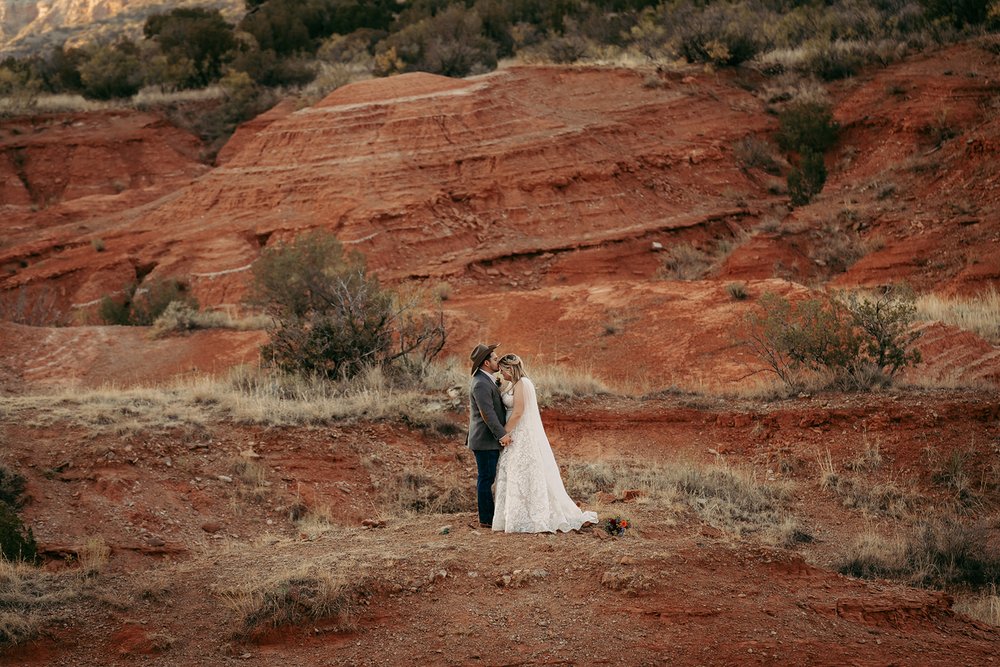 Eloping at Palo Duro Canyon State Park: Mini Guide