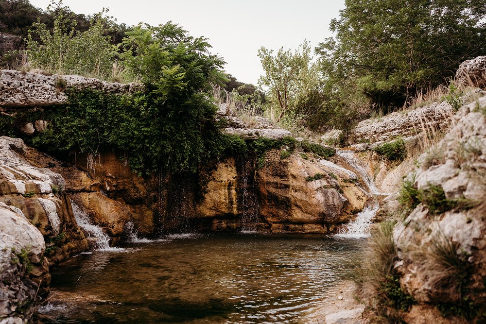 Romantic Summer Engagement Session at Riding River Ranch