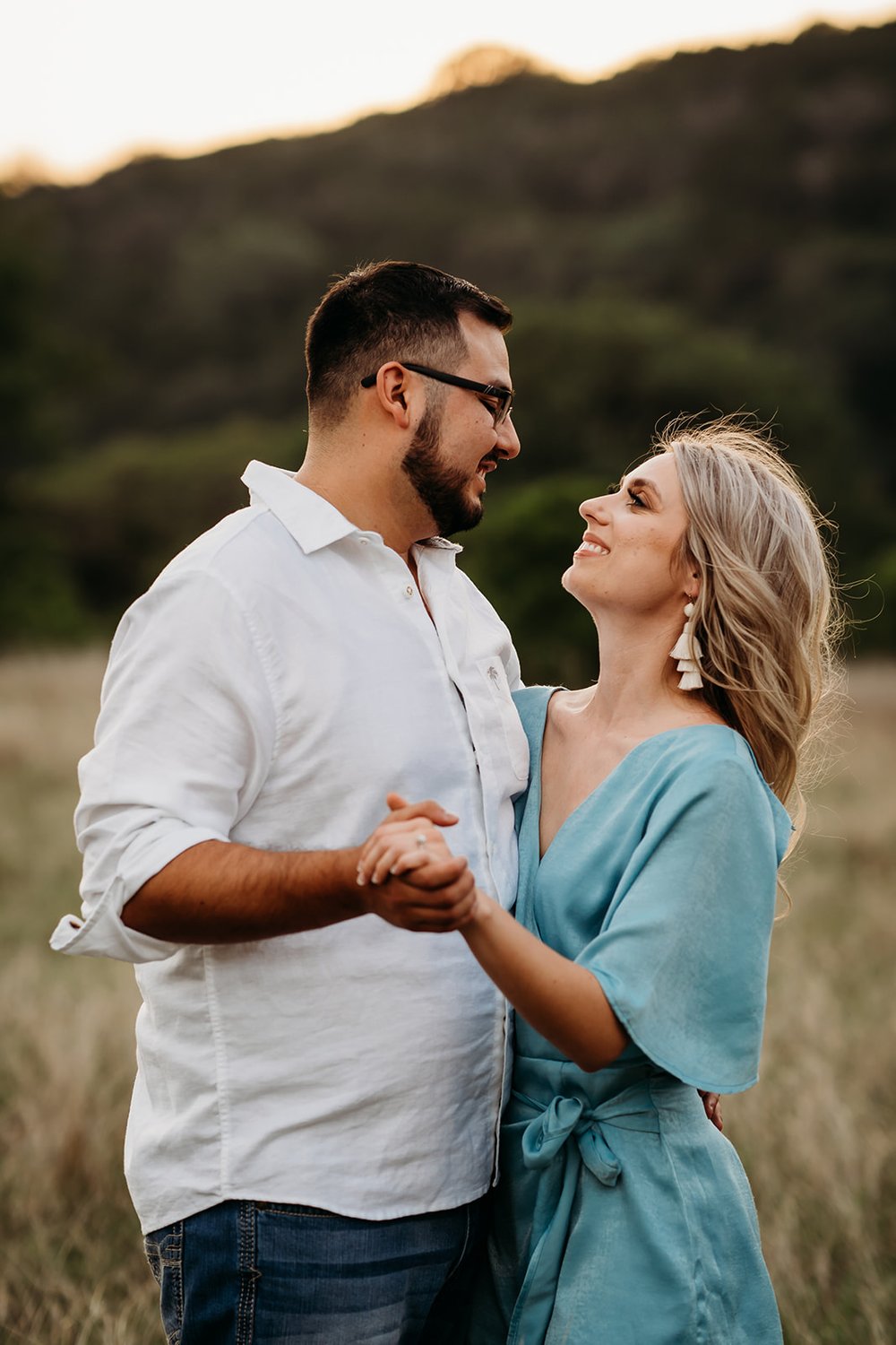 Romantic Summer Engagement Session at Riding River Ranch