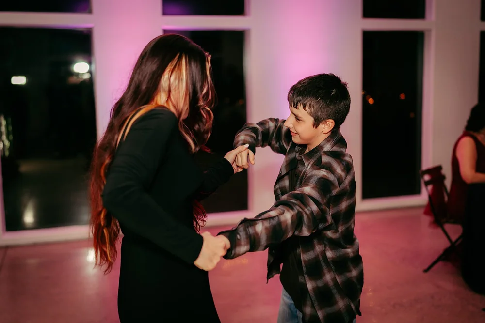 Woodsy Winter Wedding at Merrick Hollow in Wellston, OK