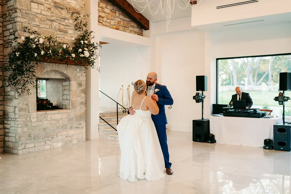 Romantic Spring Wedding at Videre Estate in Texas