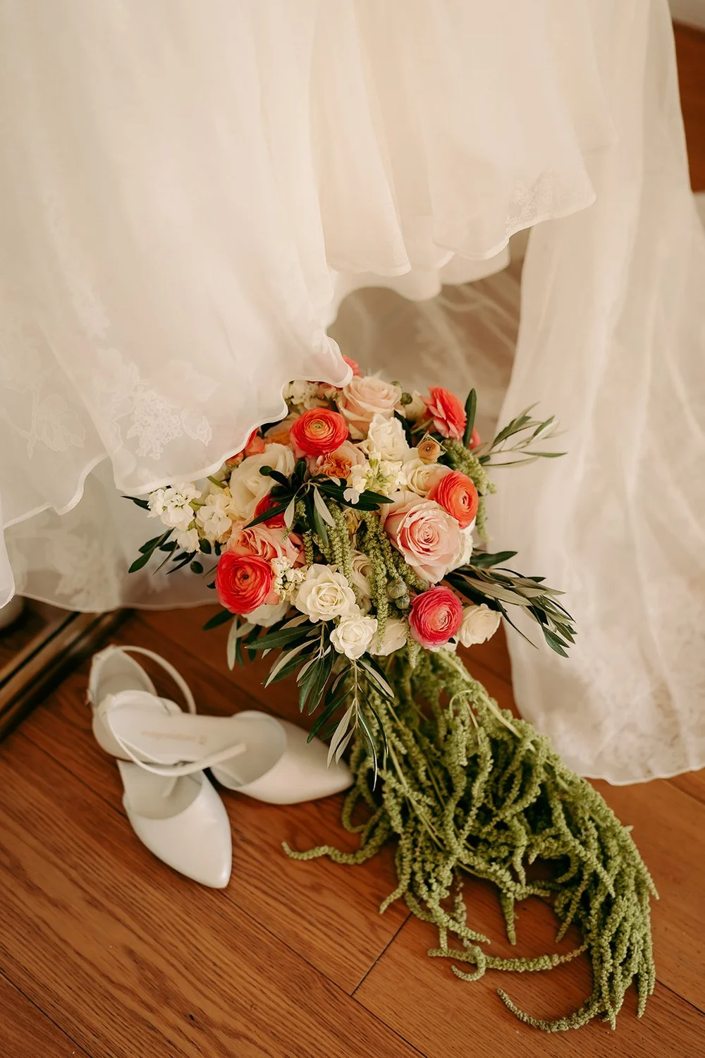 Colorful &amp; Elegant Wedding at The Preserve at Canyon Lake
