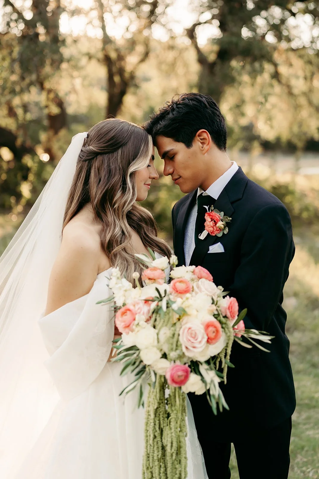 Colorful &amp; Elegant Wedding at The Preserve at Canyon Lake