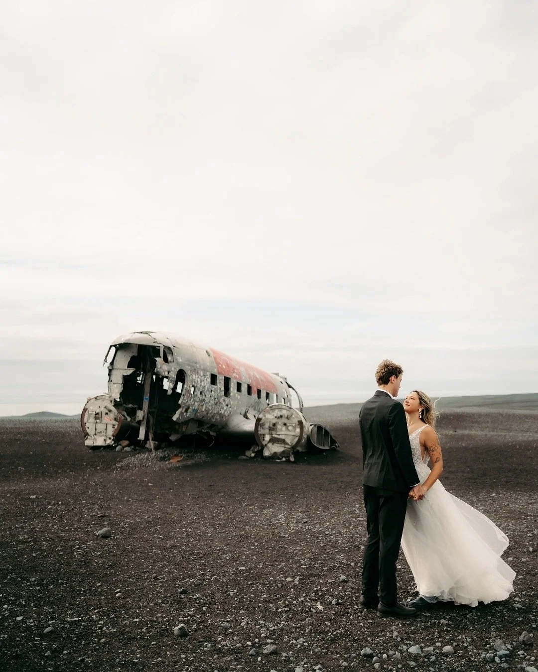 J + I // Part One of their (but really, our) adventure in Iceland ✈️

#elope #elopement #elopementphotographer #adventureelopement #adventurouscouple #gooutside #texasweddingphotographer #coloradoweddingphotographer #montanaweddingphotographer #wyomi