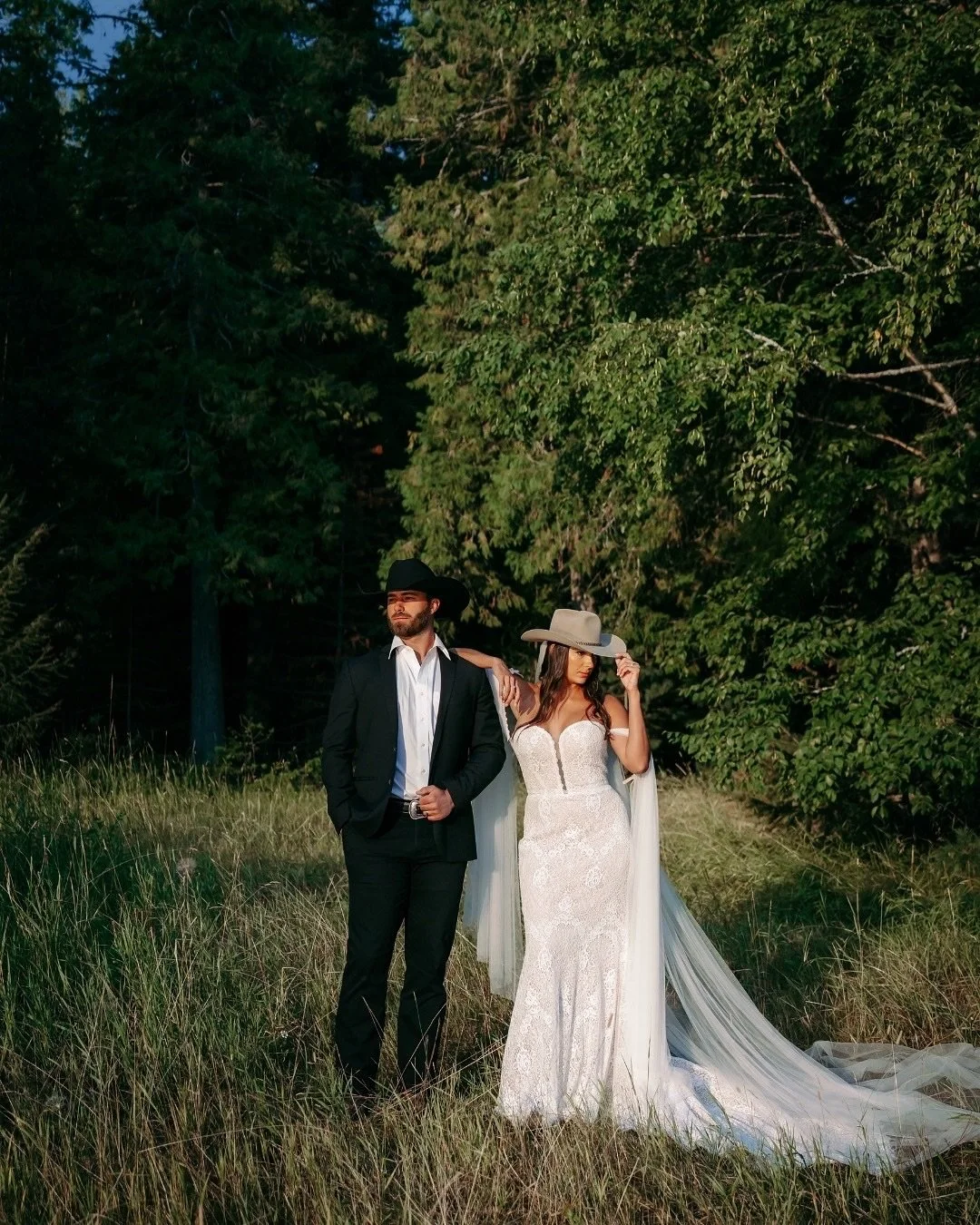 B + C // A sunrise elopement in Glacier National Park that forever has a place in my heart. 
⠀⠀⠀⠀⠀⠀⠀⠀⠀
⠀⠀⠀⠀⠀⠀⠀⠀⠀
⠀⠀⠀⠀⠀⠀⠀⠀⠀
#elope #elopement #elopementphotographer #adventureelopement #adventurouscouple #gooutside #texasweddingphotographer #coloradow