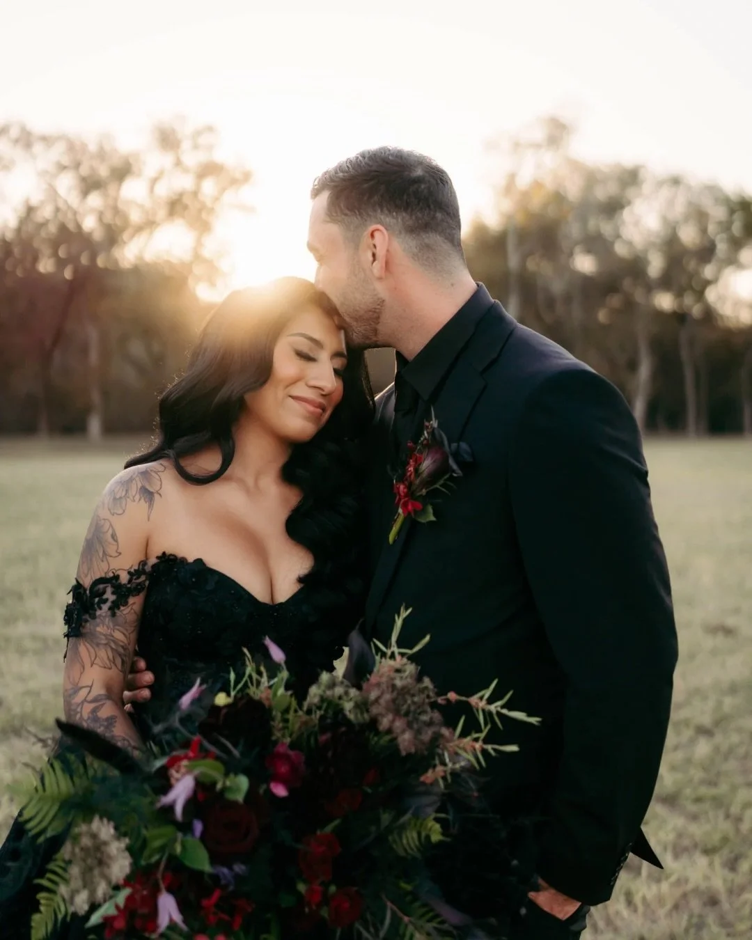 It was never a phase, mom! 🤘🖤

#texaswedding #texasweddingphotographer #sanantonioweddingphotographer #austinweddingphotographer #coloradoweddingphotographer

Venue: @eagledancerranch 
Florist: @theflowerguysa 
Planner/Coordinator/ @blacknorwhite.e