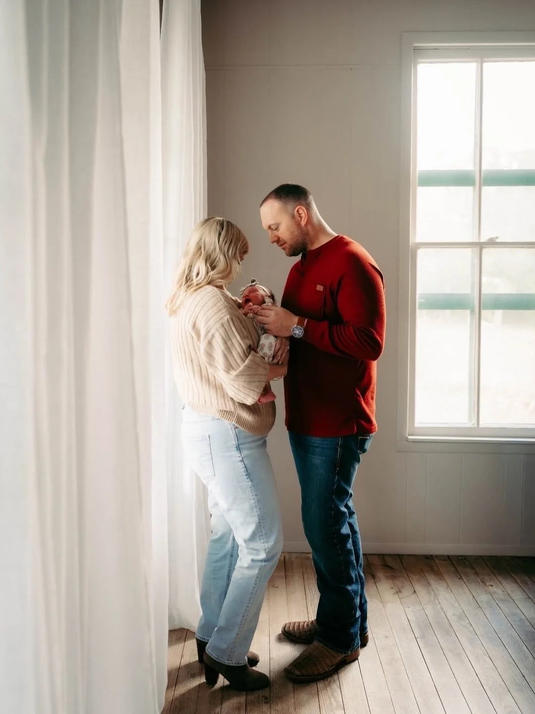 I know I sound like a broken record sometimes, but to get a front row seat to your largest life milestones is my greatest honor. From meeting y&rsquo;all at your engagement session, to your wedding day, then a maternity session, and now getting to me