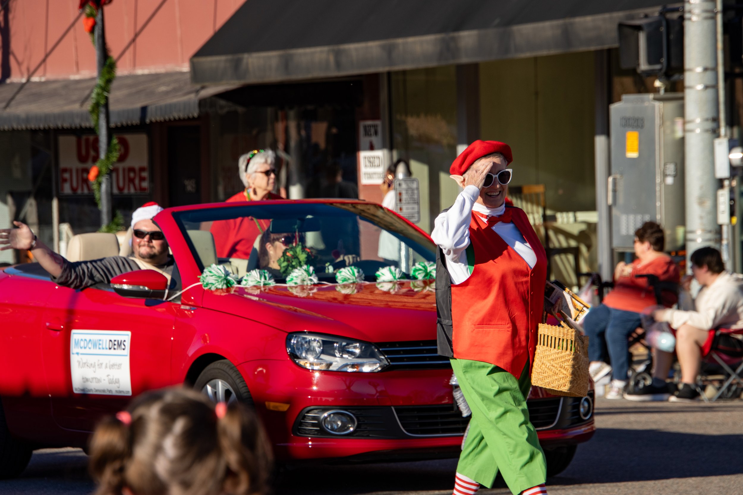 Parade-08.jpg