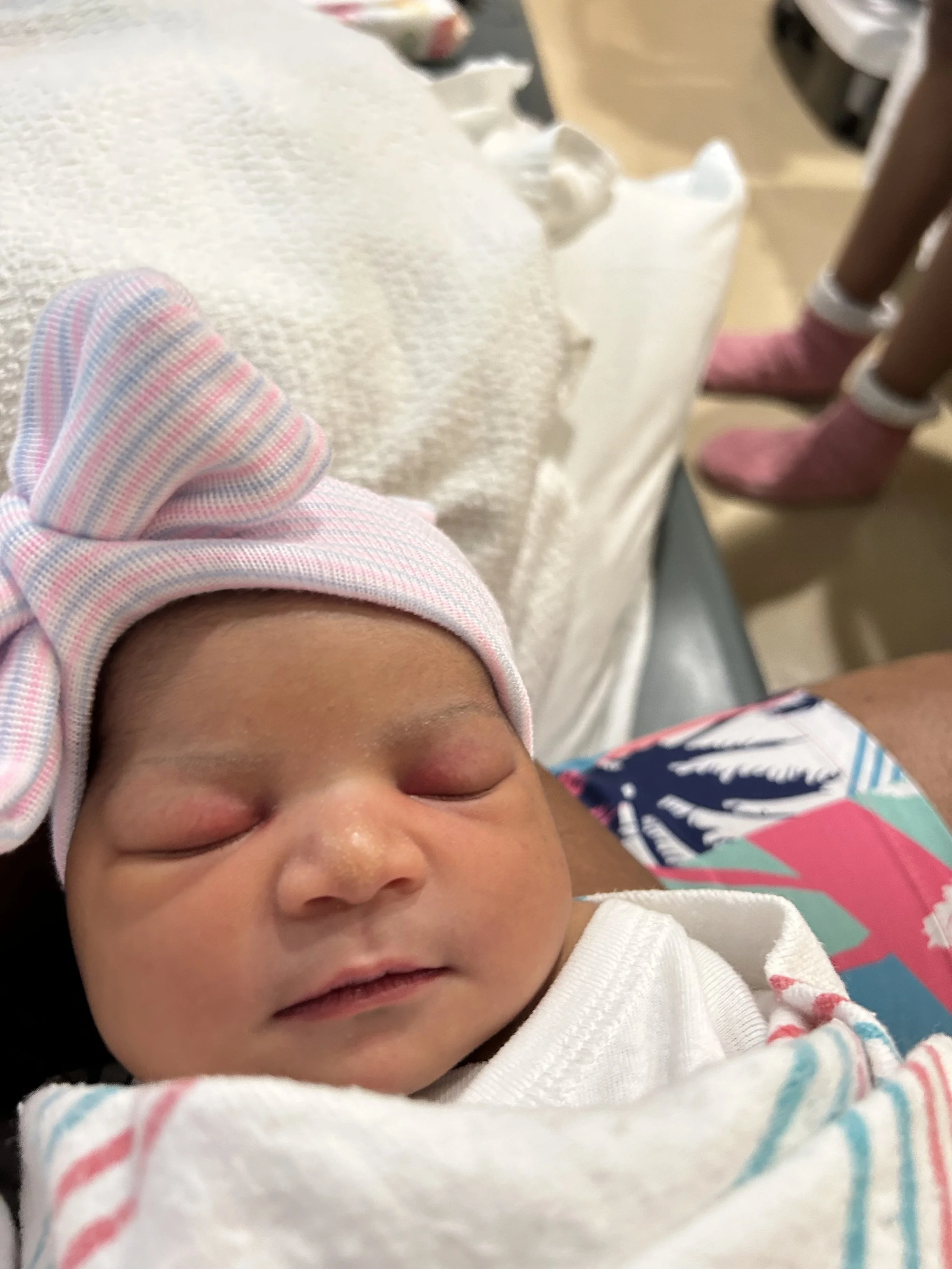 The Real Postpartum Journey – Struggling, Healing &amp; Loving My Little Girl