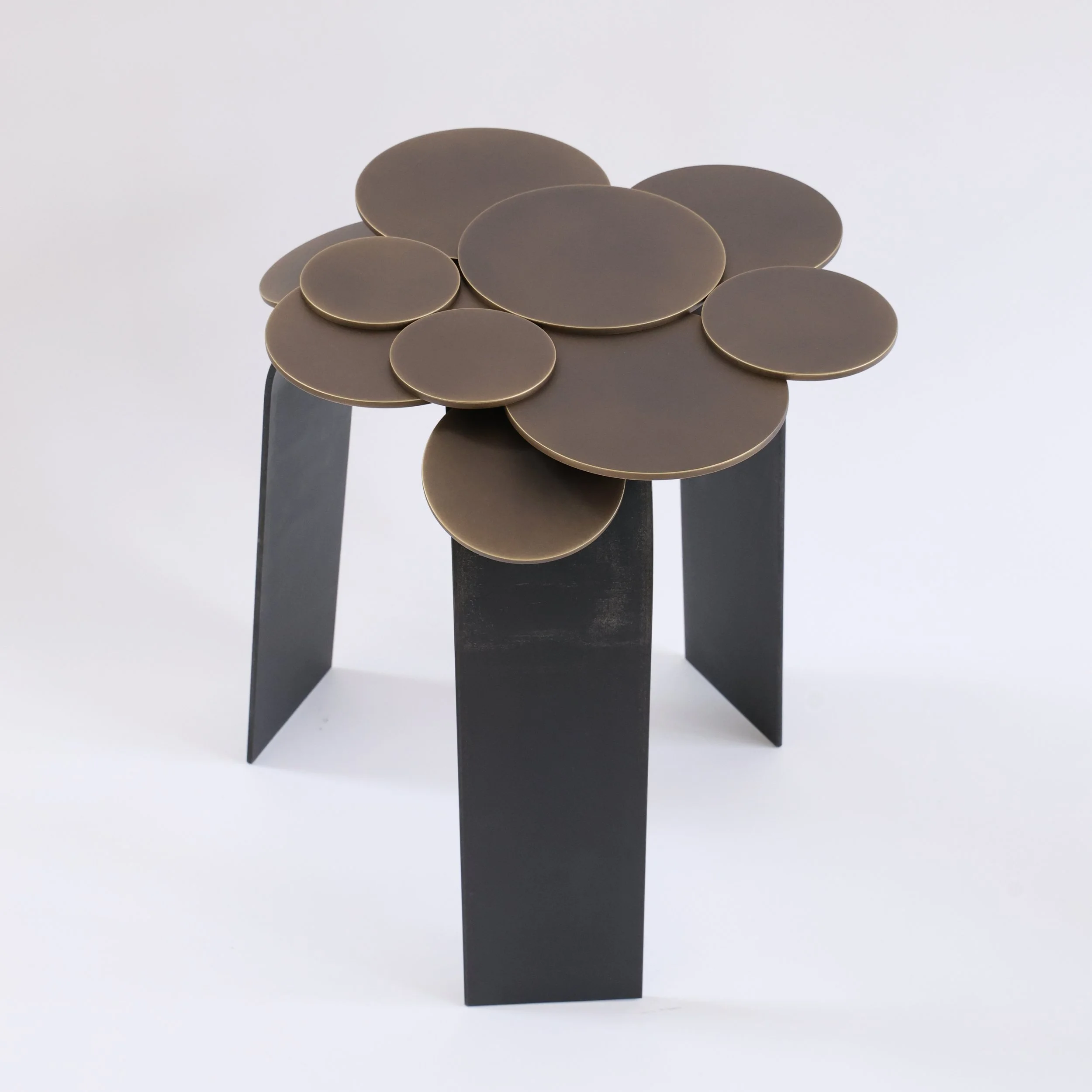 Sculpture Tabouret FLOWERS - Laiton