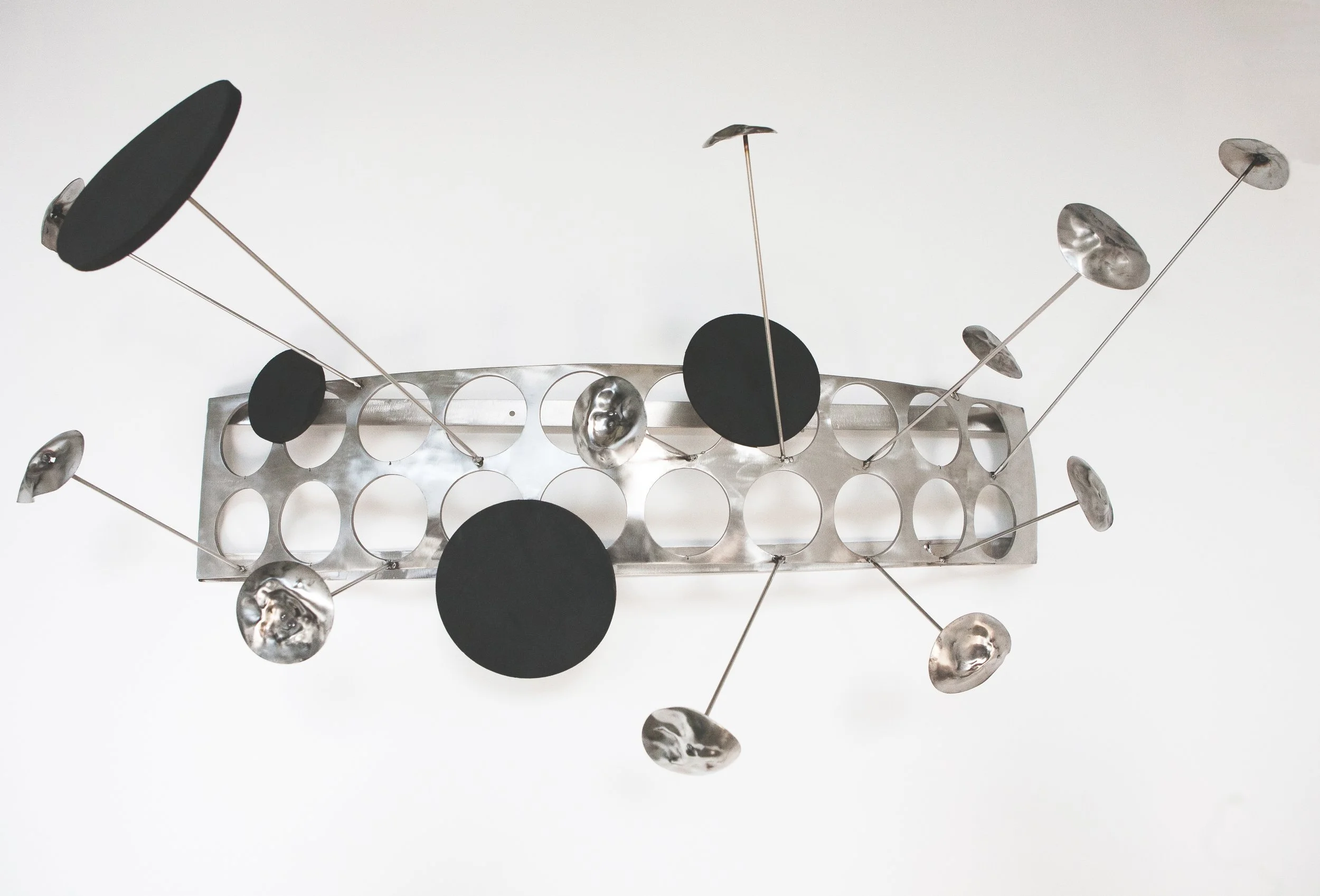 APPLIQUE SATELLITE
