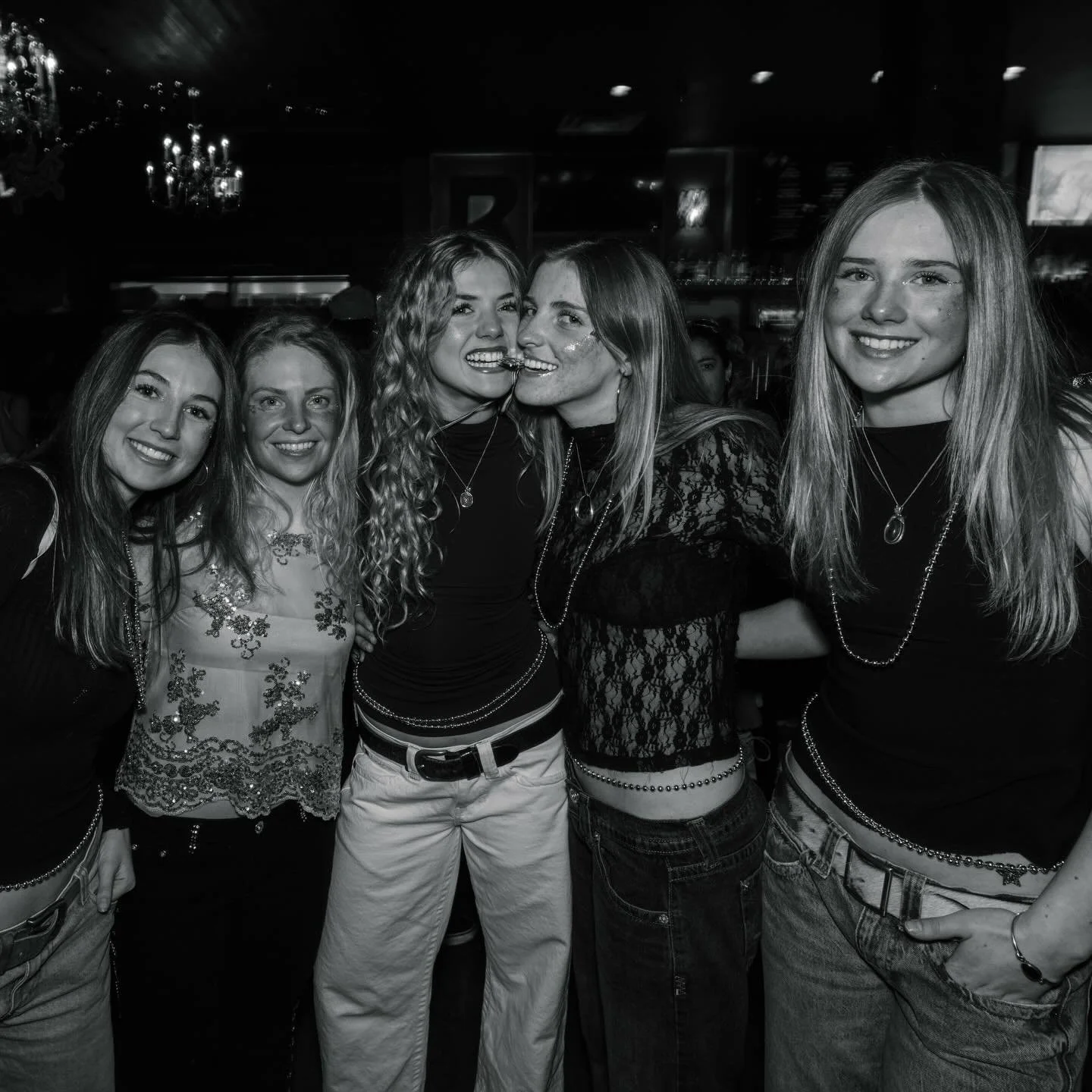 Happy happy women&rsquo;s day - I know we are a day late but we want to pump up the RWK LADIES 🤍🤍🤍 #womensday #skateboard #snowboard #girls 
.
@billy_pelchat @jubespelchat @maggie.crompton ❤️