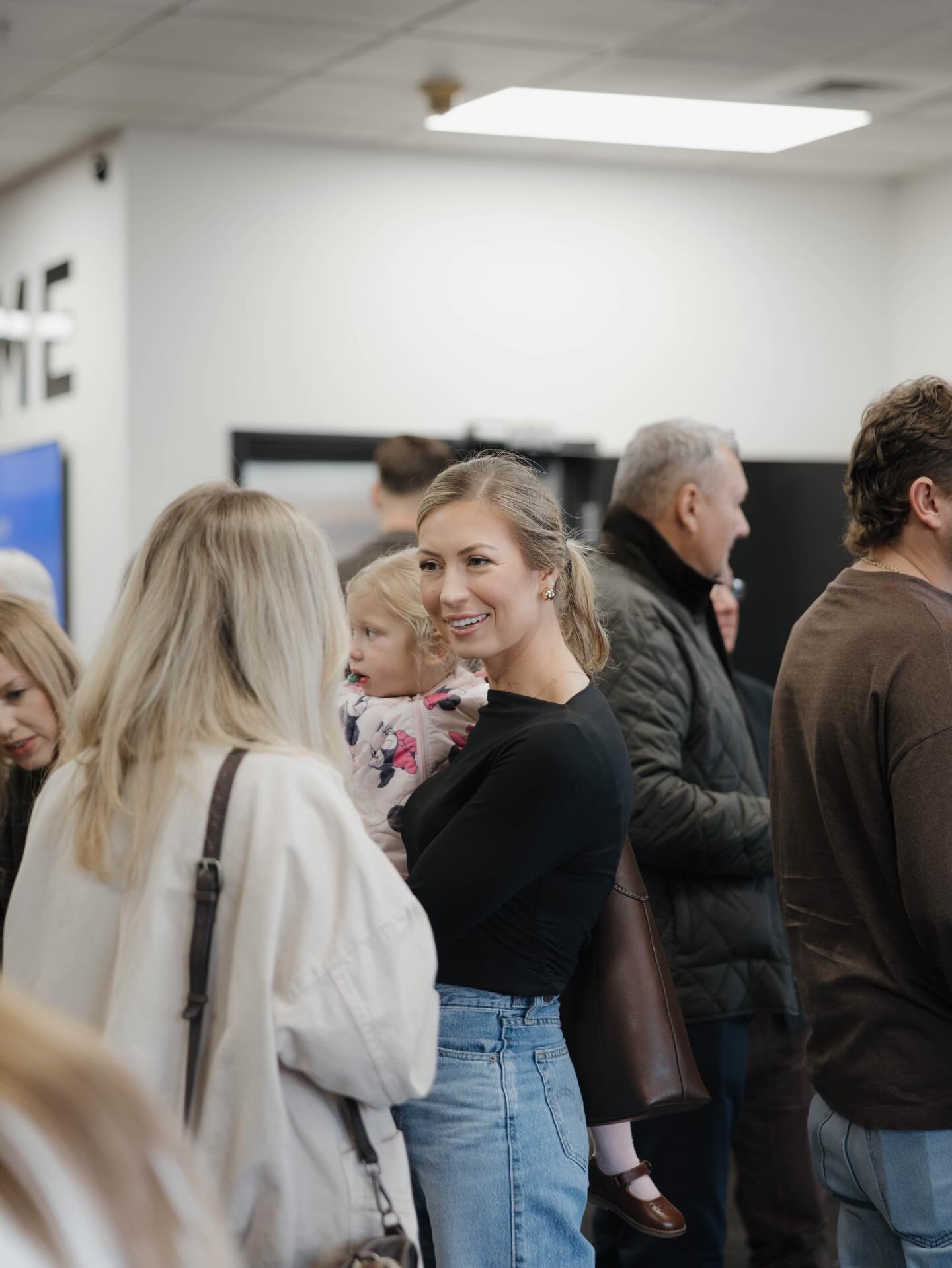 First Sunday of 3 services 🤍

What a joy it was to see more people worshipping, connecting, and encountering Jesus! 👏🏻

Which service did you attend? 👇🏻