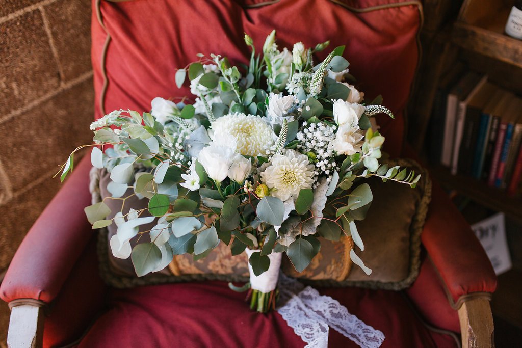 green and white bouquet 1.jpg