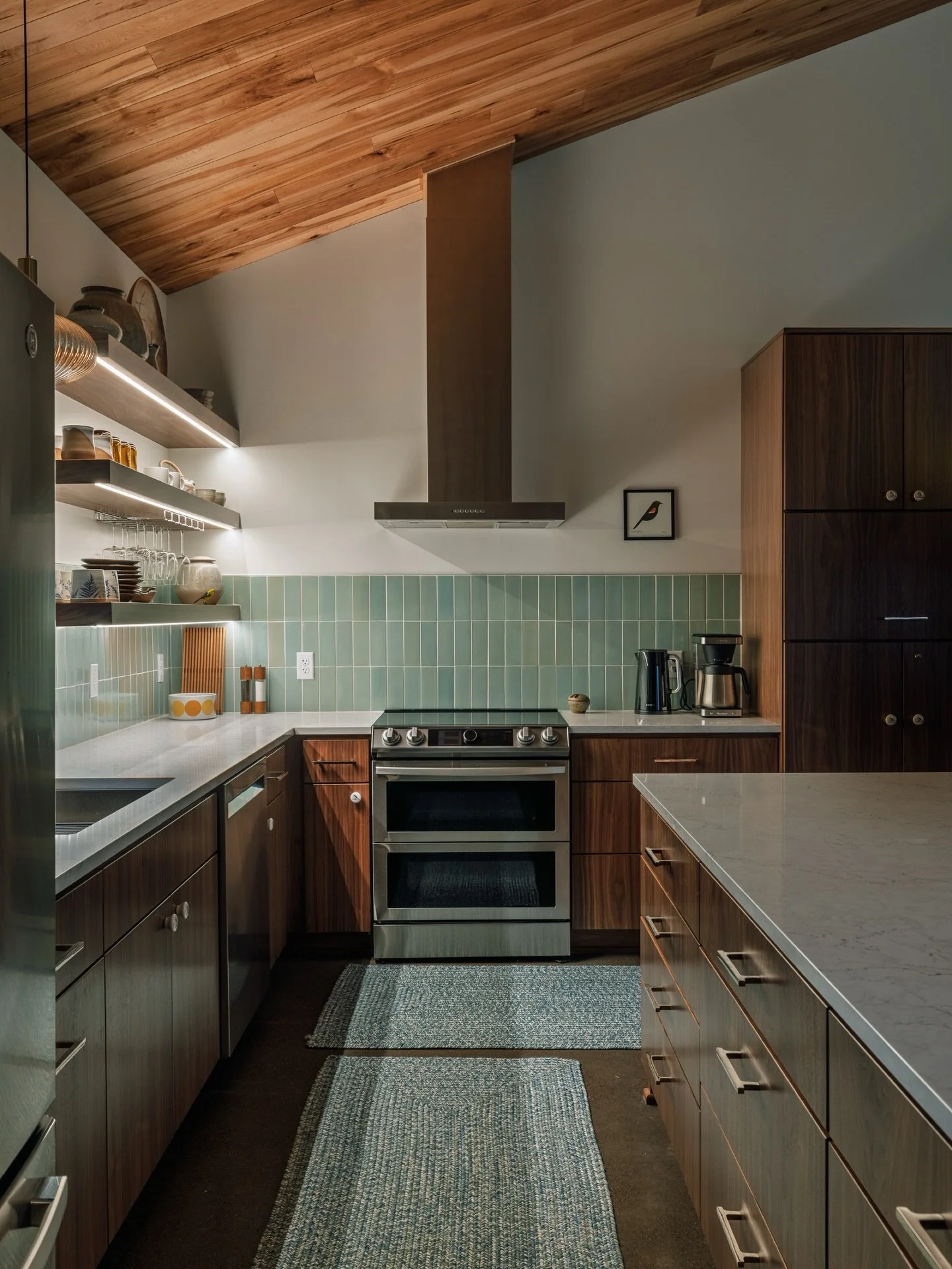 If you only have this sneak peek, would you stay here?

@baumhauscabin 

#treehouse #cabin #jaycookestatepark