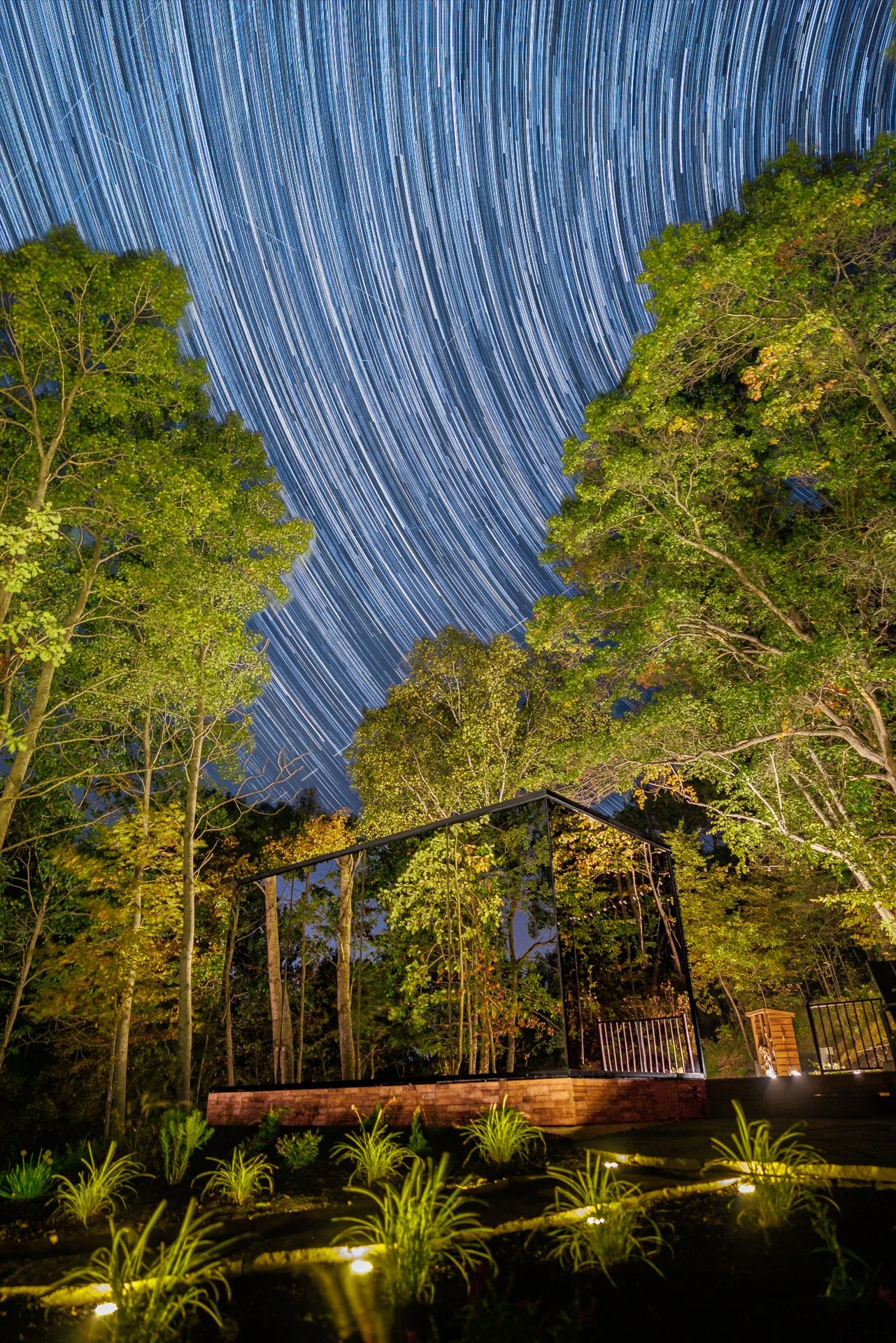 MirrorCabinStarTrails.jpg