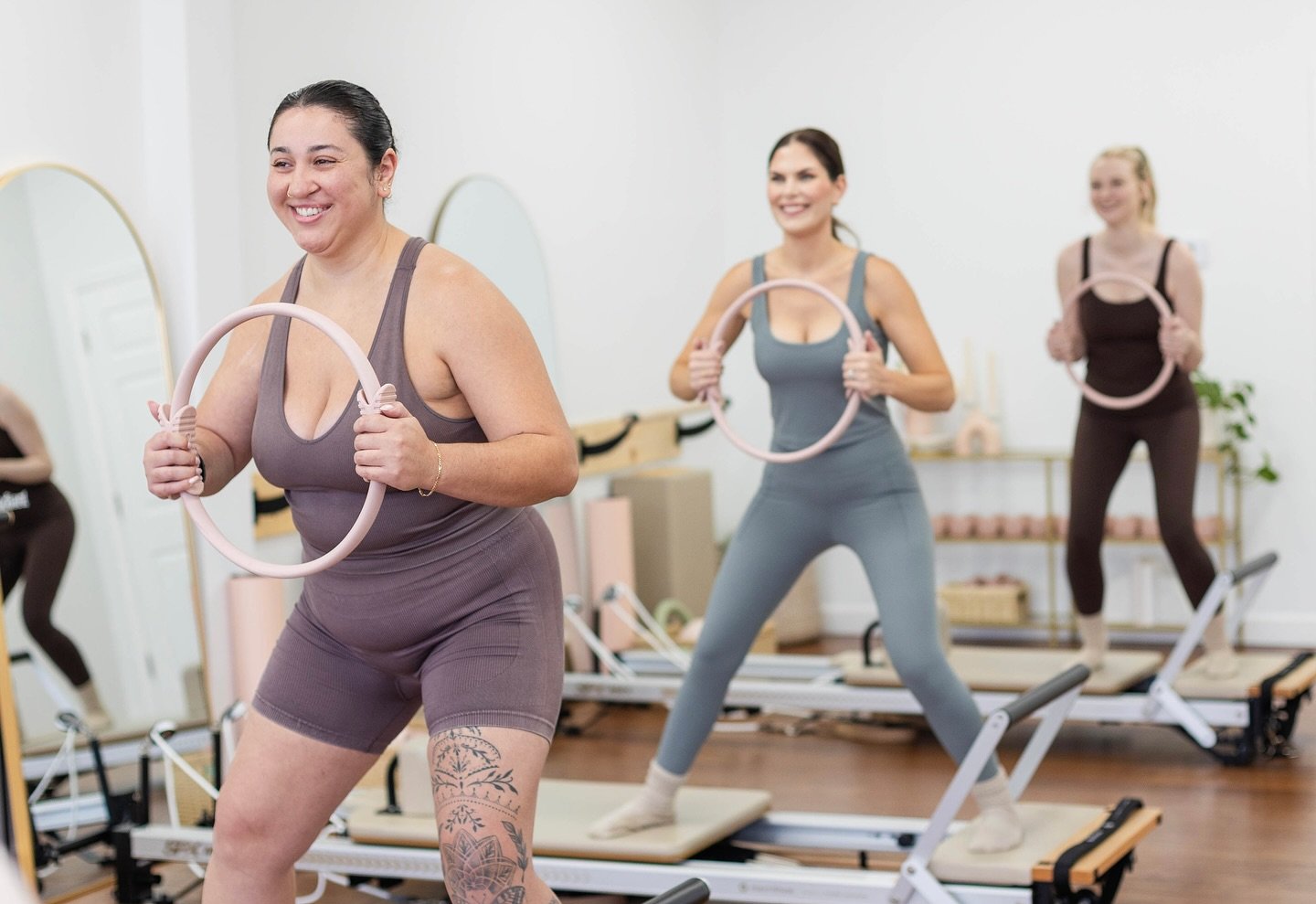 You&rsquo;re not alone, everyone, &amp; I mean EVERYONE (even that advanced pilates queen next to you) felt like they had NO IDEA what they were doing once upon a time. 

You don&rsquo;t know which way you should be facing, the moves have names that 