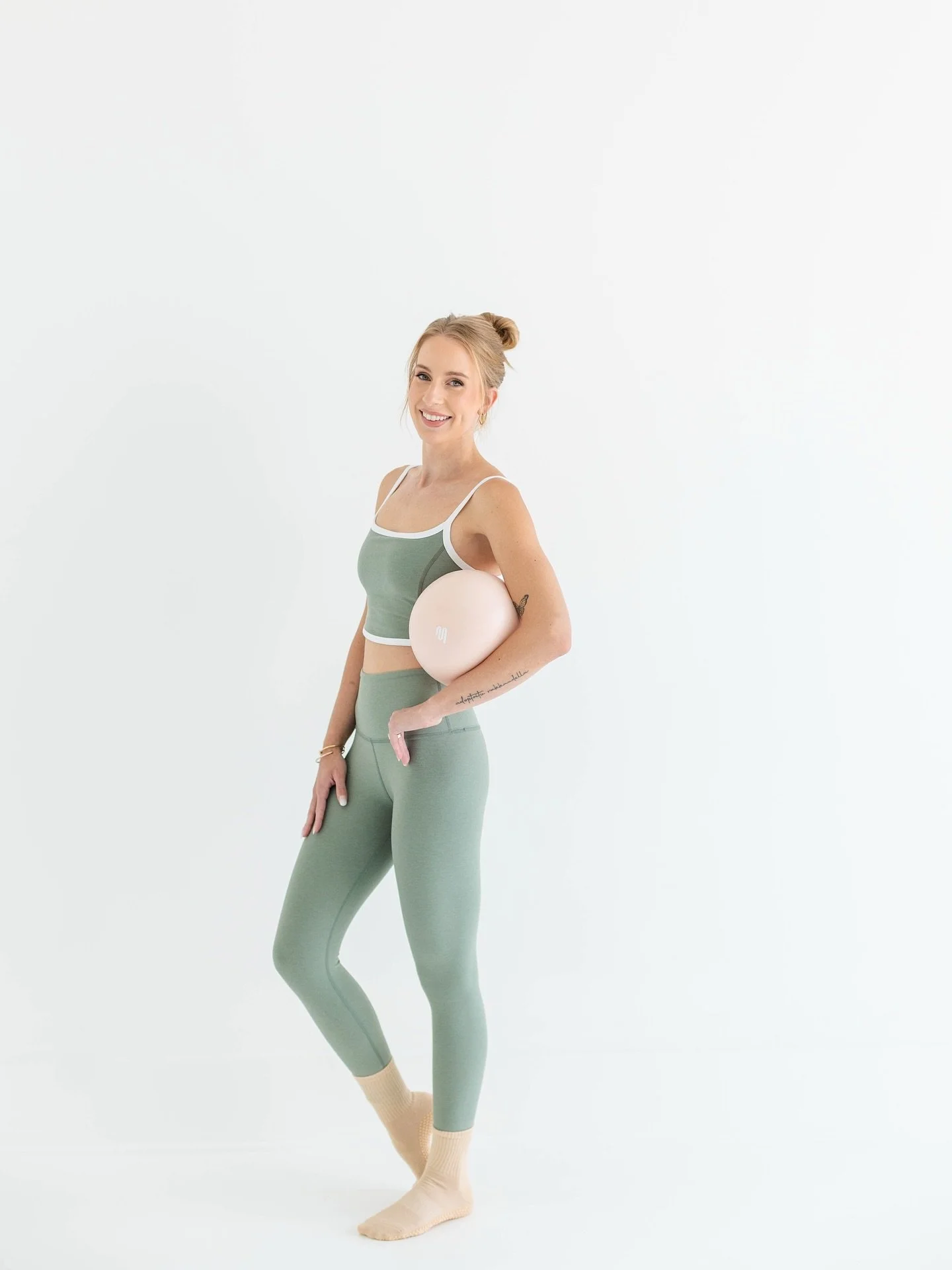 Hey! I&rsquo;m Hannah, Founder and Owner of Pilates Barre Lex. 🫶🏼 When I dreamed up PBL, I always knew I wanted it to be more than just a Pilates studio. I wanted to create a true community. A space where you walk in and feel seen, where you know y