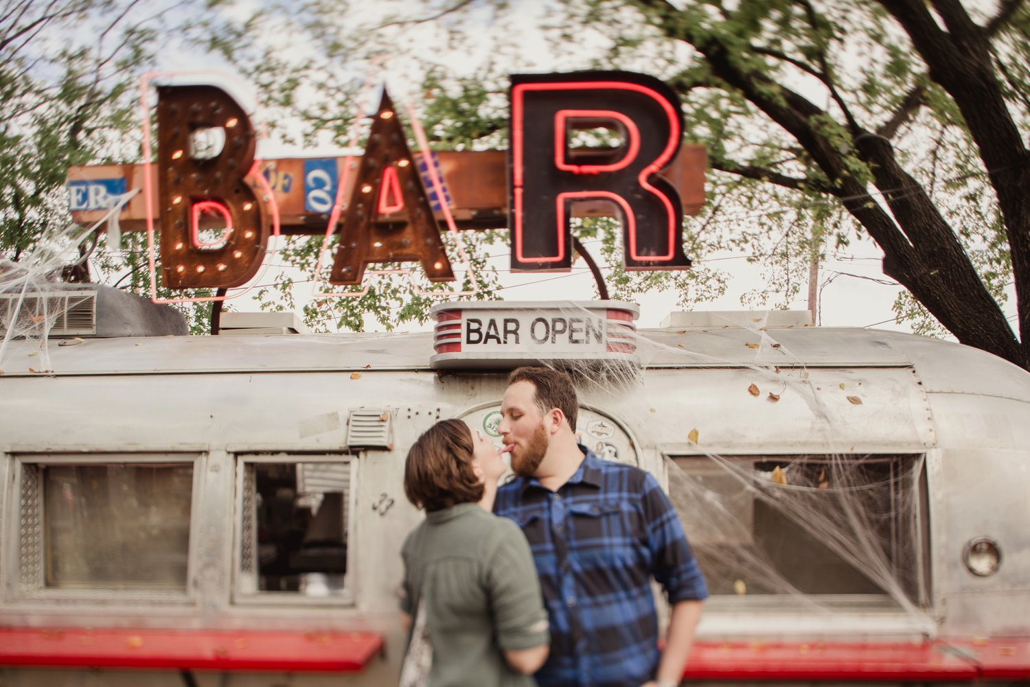 candid unique wedding photographer dallas 10.jpg