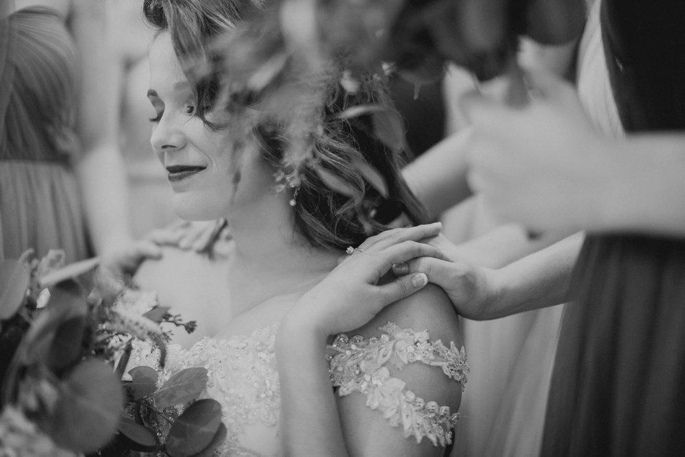 best-dallas-wedding-photographer-017.jpg