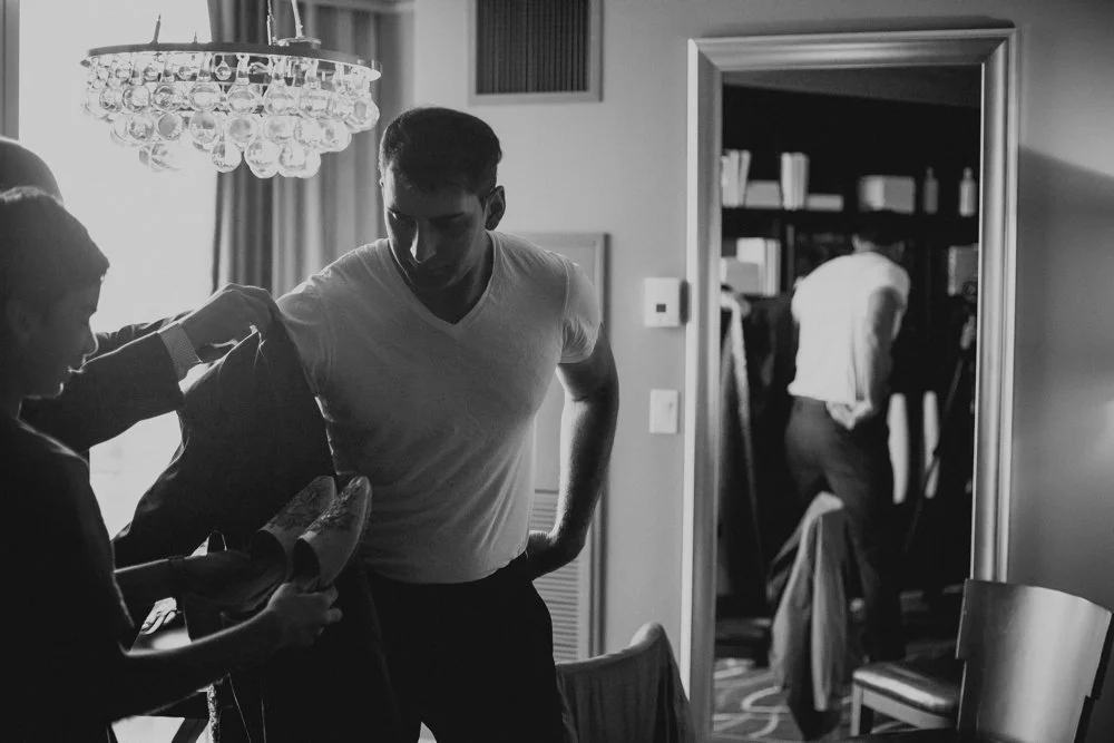 ali_wedding_prep_1025_BW_WEB.jpg