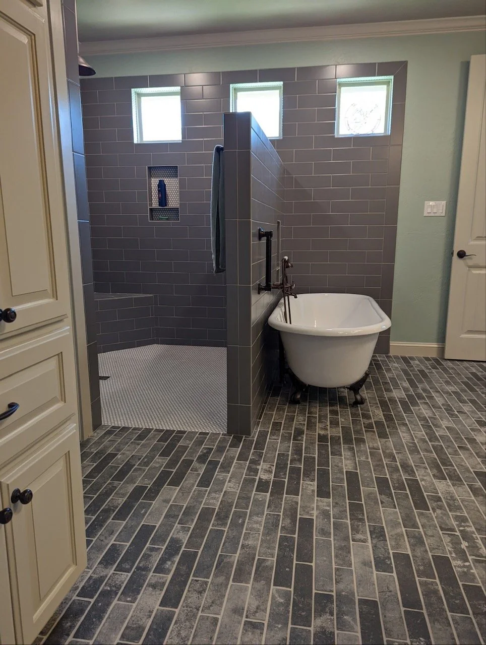 Aging-in-Place Bathroom Remodels in Bryan-College Station (2026 Guide)