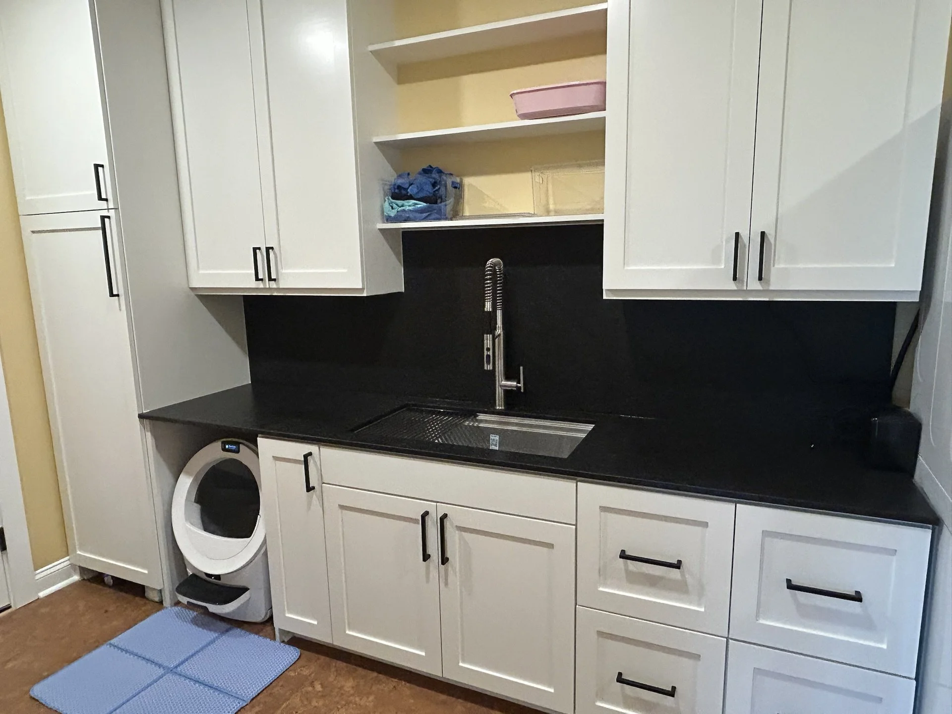 06-after-laundry-cabinets.jpg