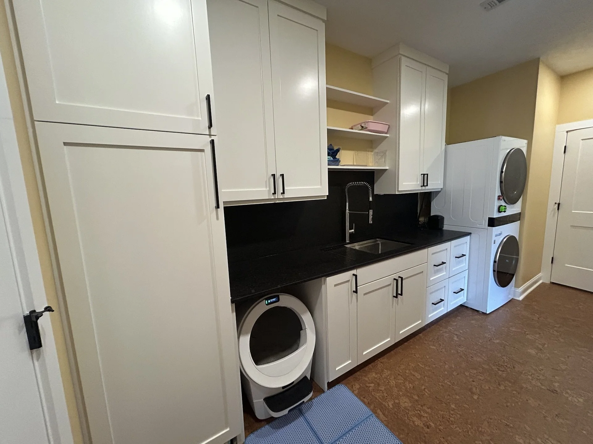 07-after-laundry-room.jpg