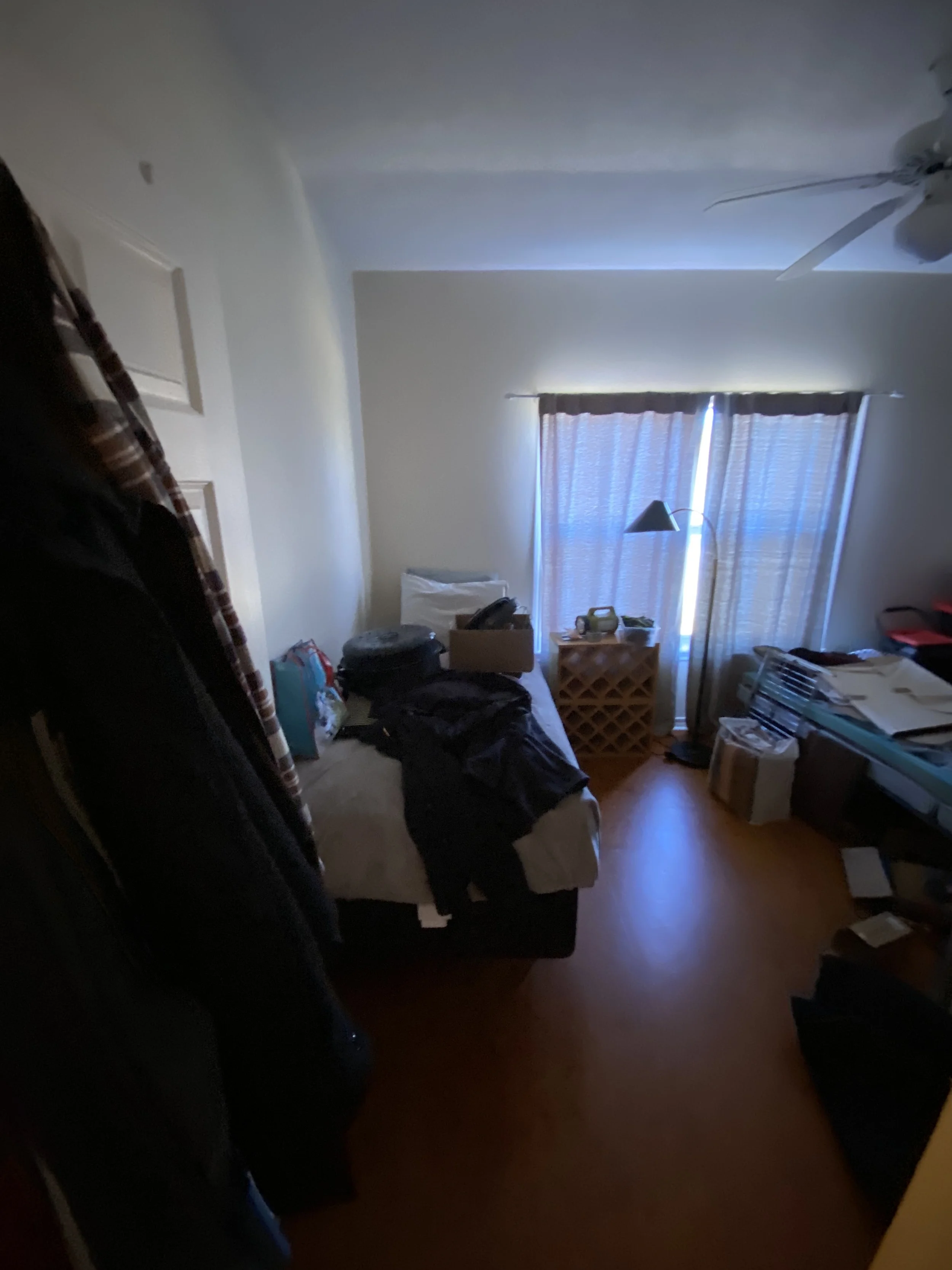 11-before-guest-room.jpg