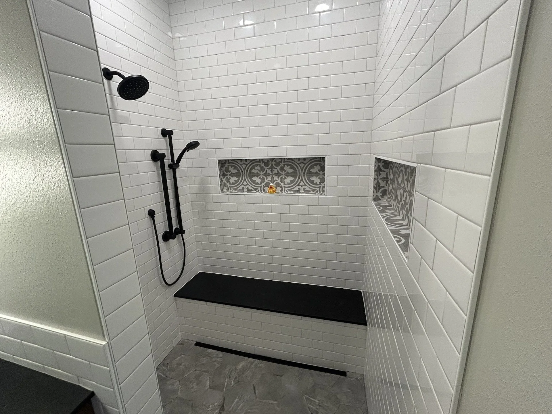 Bathroom &amp; Laundry Room Remodel