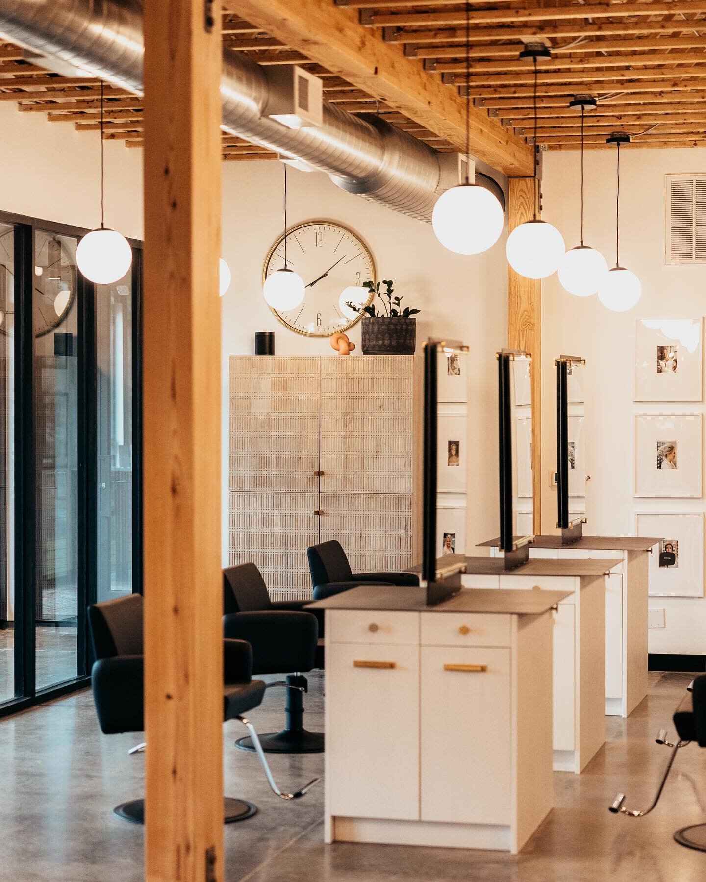 This space works hard, plays hard and still keeps a cozy and inviting feel. We packed a lot of function into form here and it paid of ten-fold! 
#interiordesign #commericialdesign #salonspace #industrialstyle