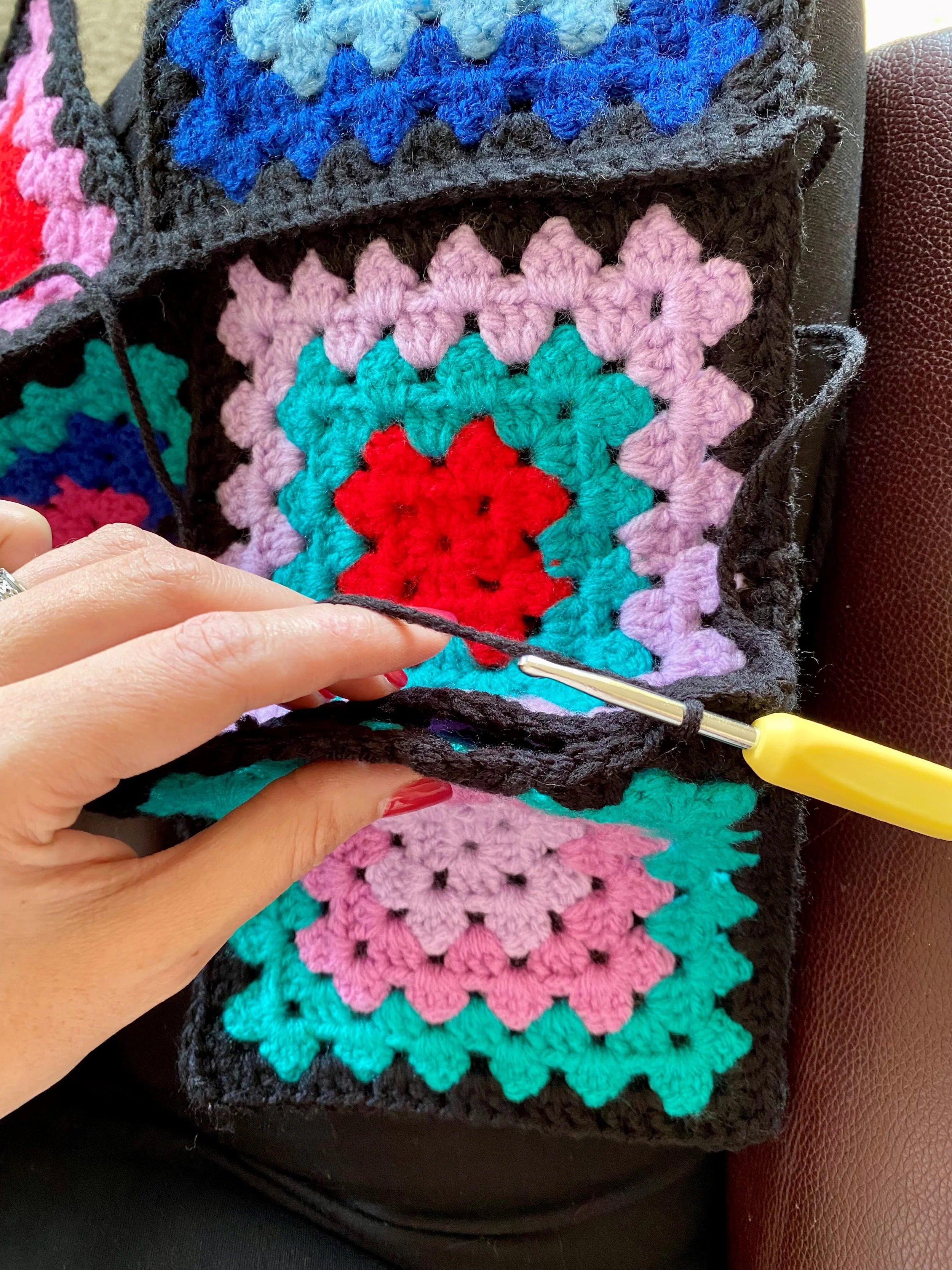 Granny Square detail pic (2).jpg