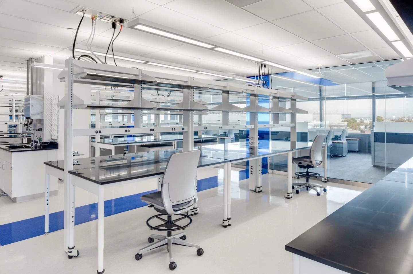 Excited to share the completion of the West Labs at 3.0 University Place in Philadelphia&rsquo;s University City district. 🙌🥳🙌 This marks another successful project delivered through the MDSA Strategic Alliance (McDonald Building Company and Dale 