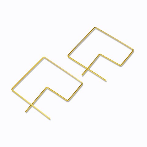 Q earring_Large_A.jpg