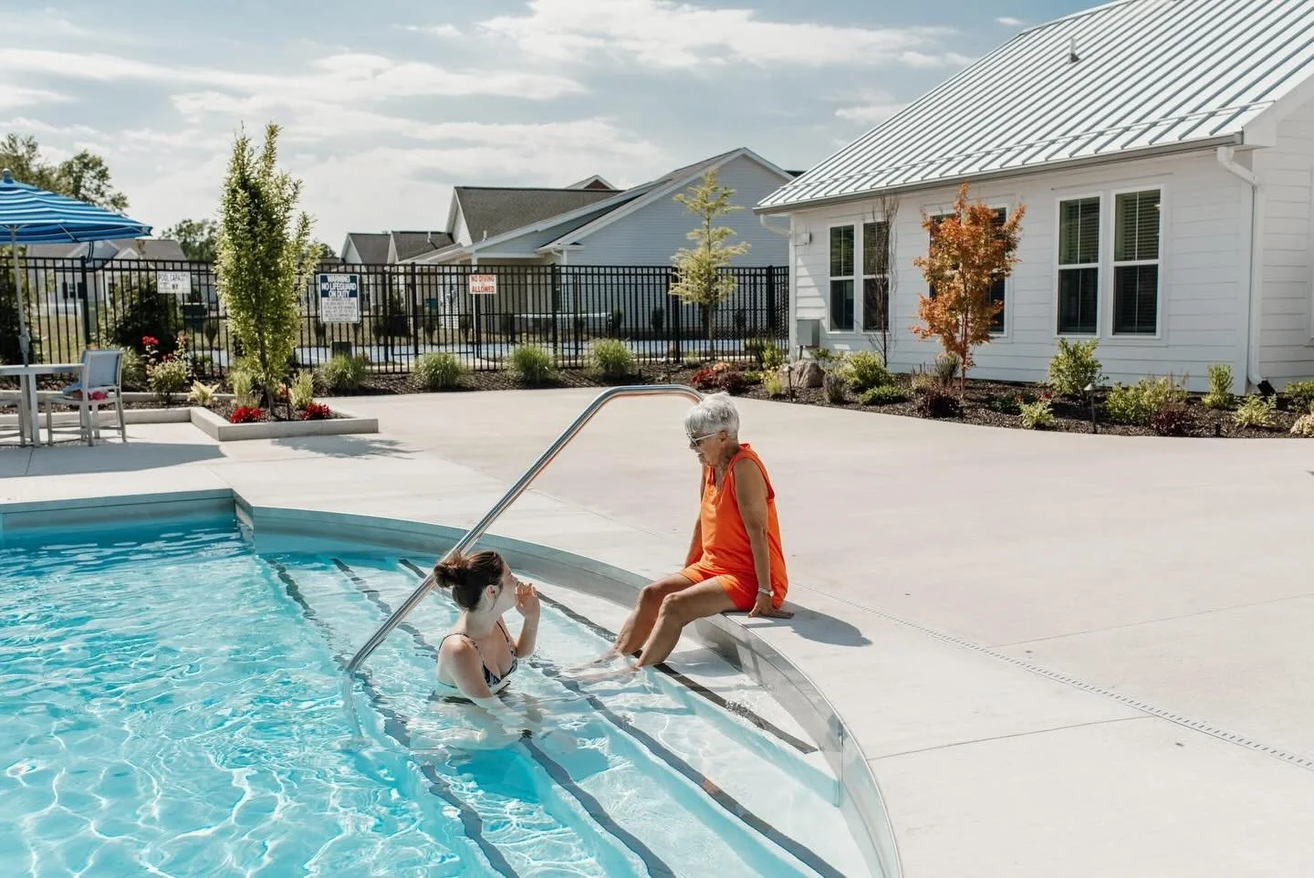 Resort-style living is coming to your neighborhood ✨ From sunny days by the pool to morning walks on the trail, life here is designed for ease and connection. At Hill Creek Commons, our neighbors will enjoy a fully equipped fitness center, pickleball
