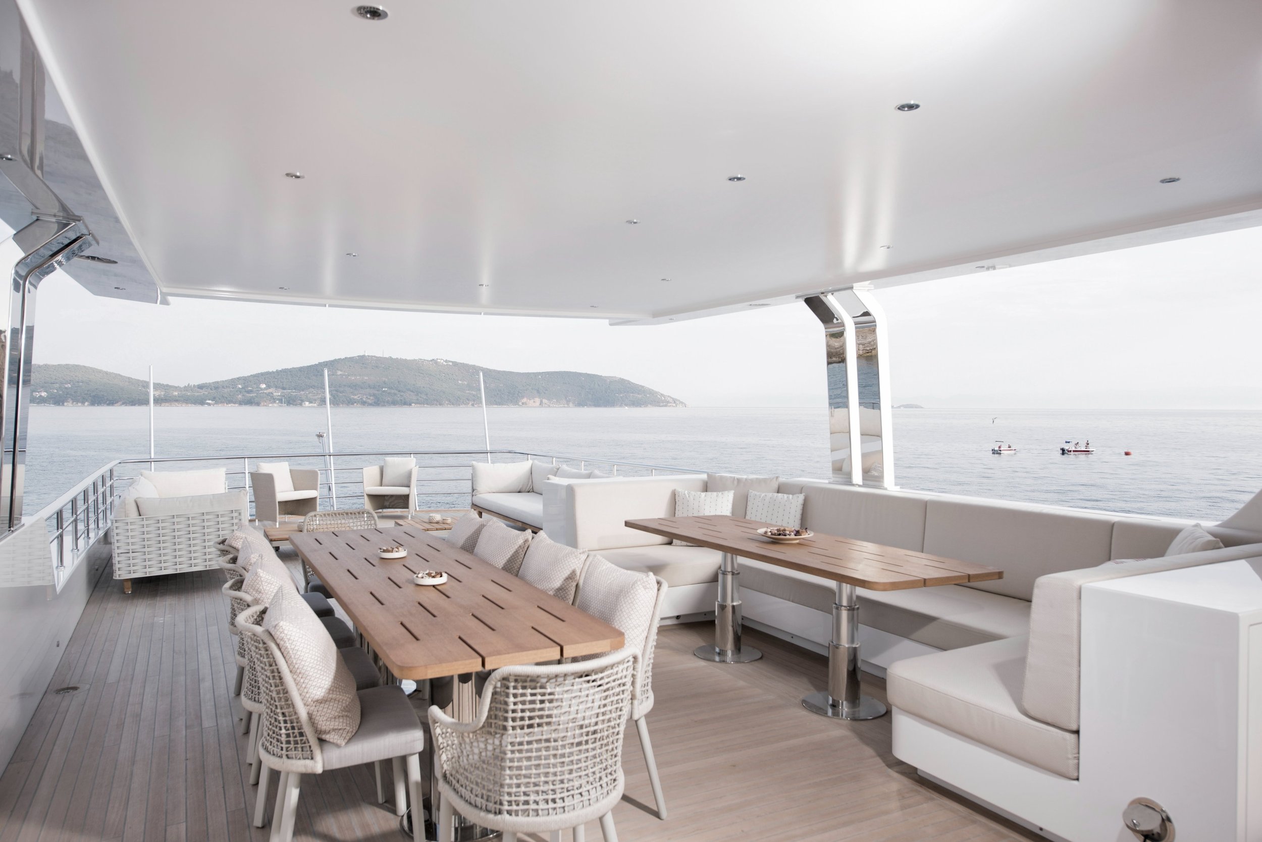 alfresco 125 yacht