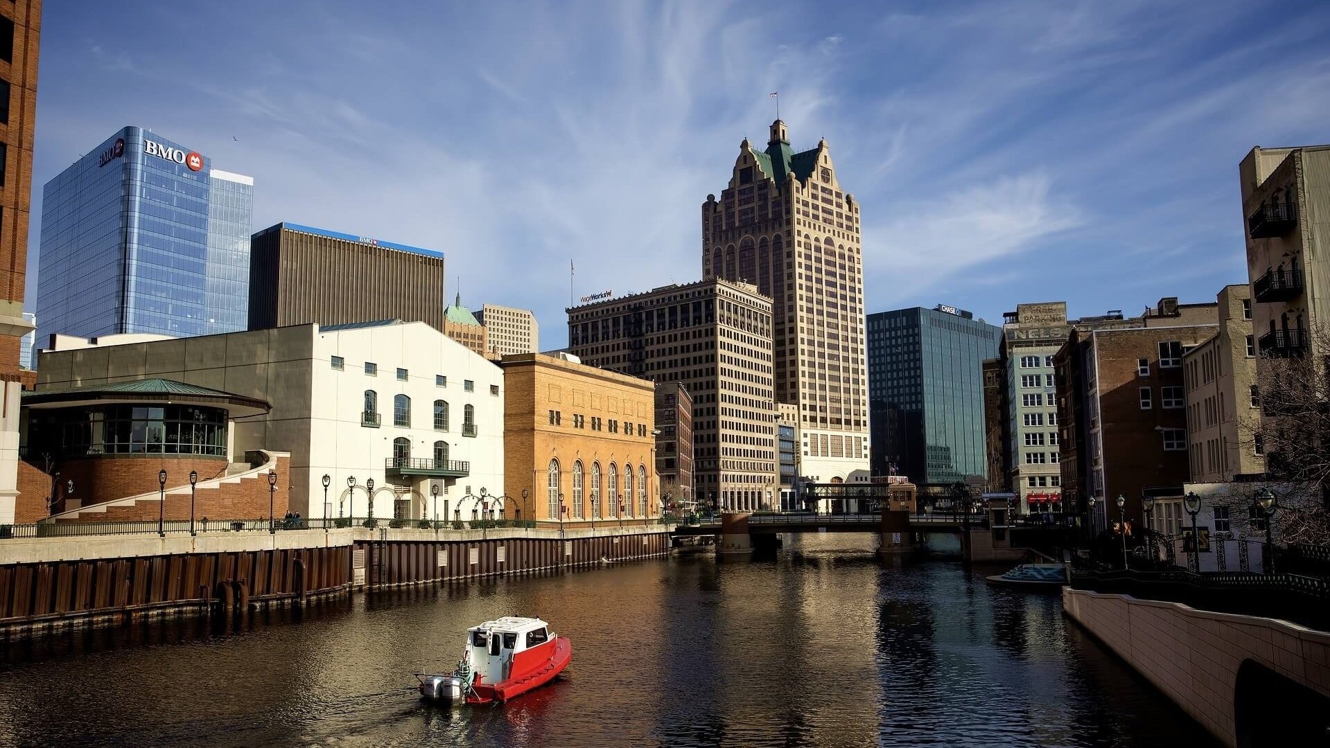 Milwaukee-City-River.jpg