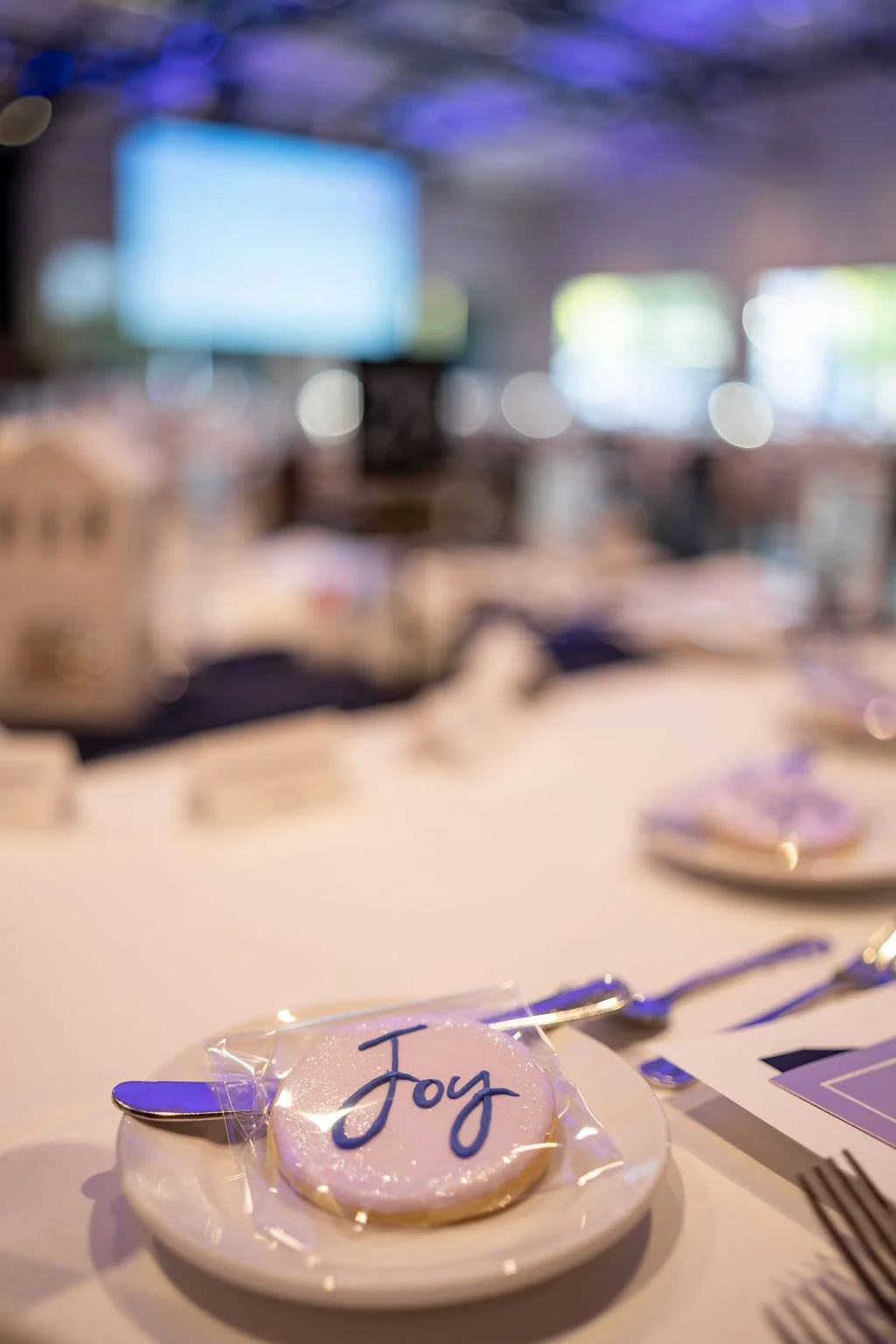 '26DwellingPlaceGala-08467.jpg