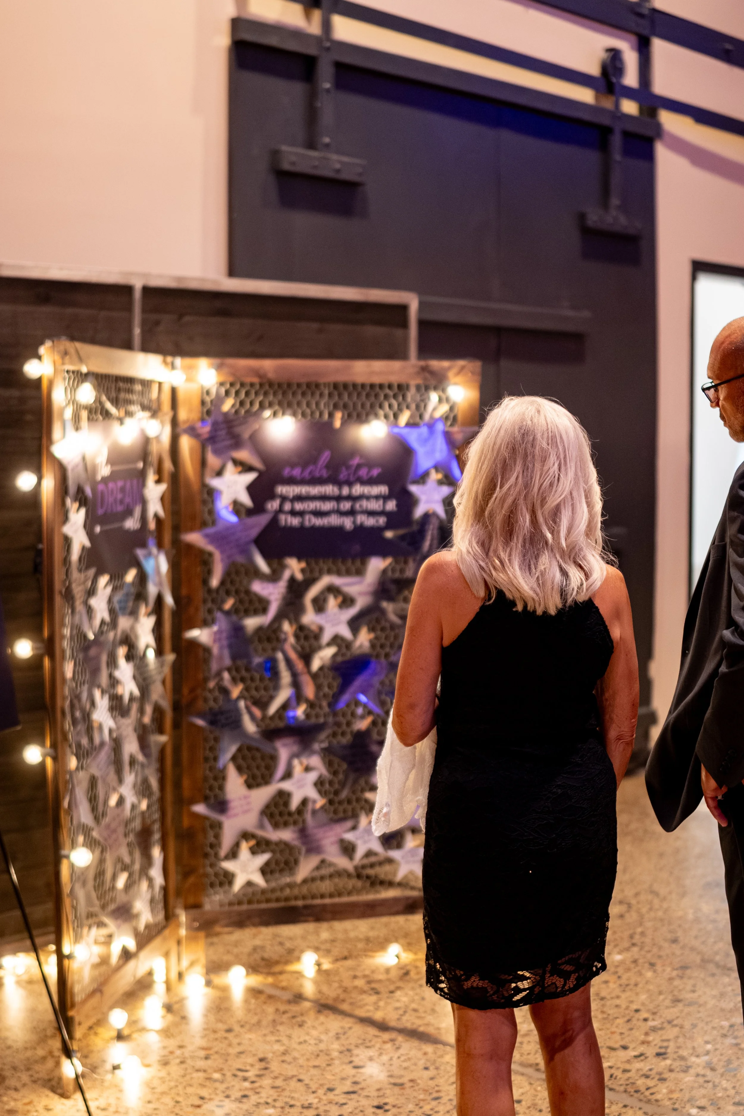 '25DwellingPlaceGala-08203.jpg