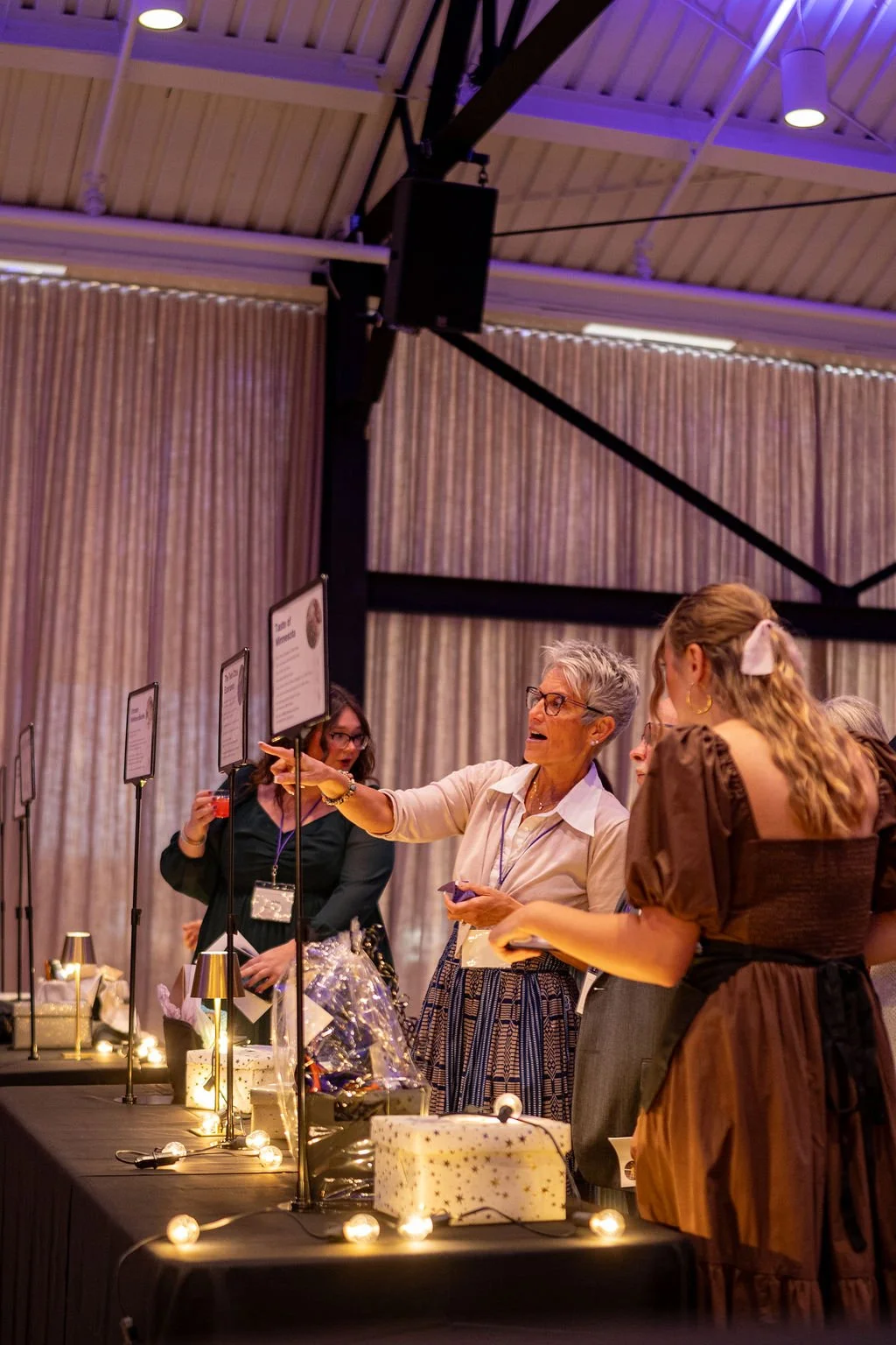 '26DwellingPlaceGala-08368.jpg
