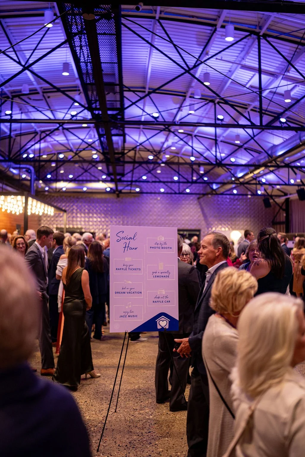 '26DwellingPlaceGala-08605.jpg